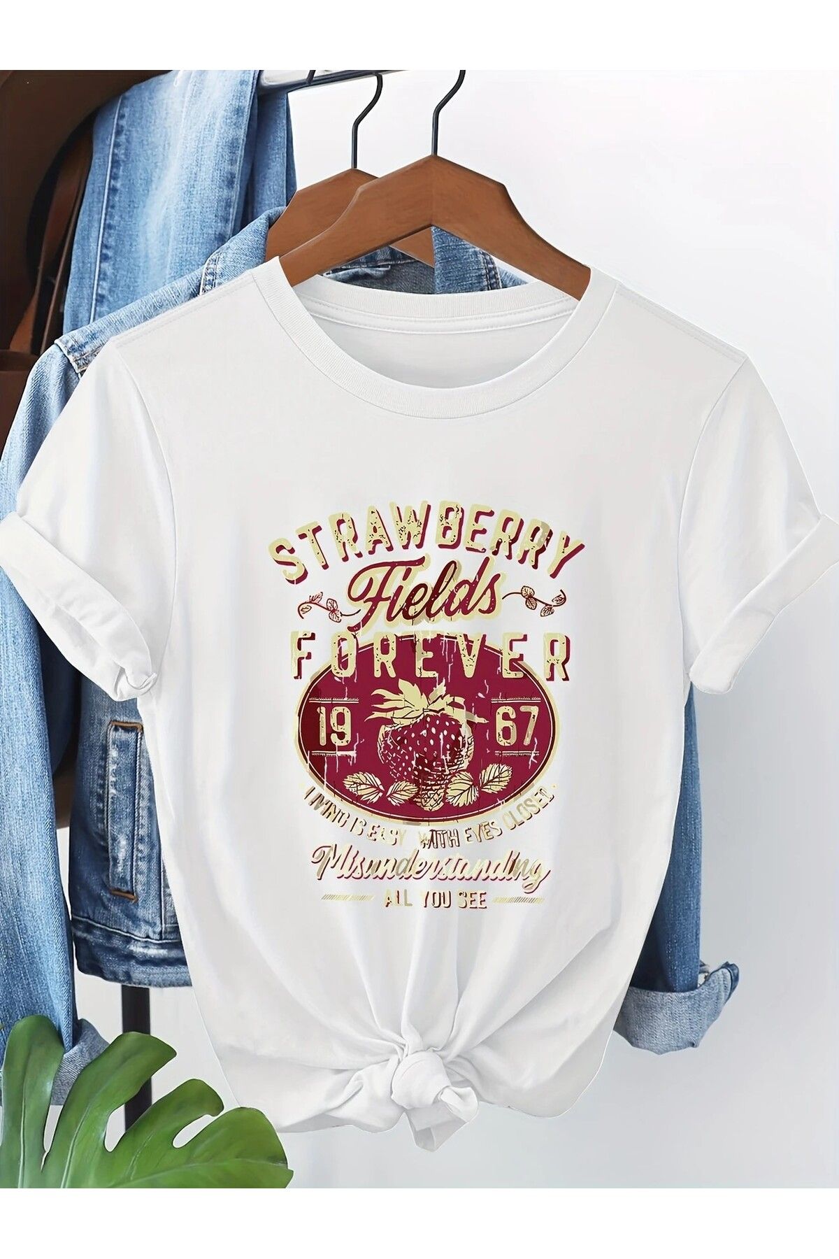 LEIVOR Stawberry Fields Baskılı Kadın T-shirt