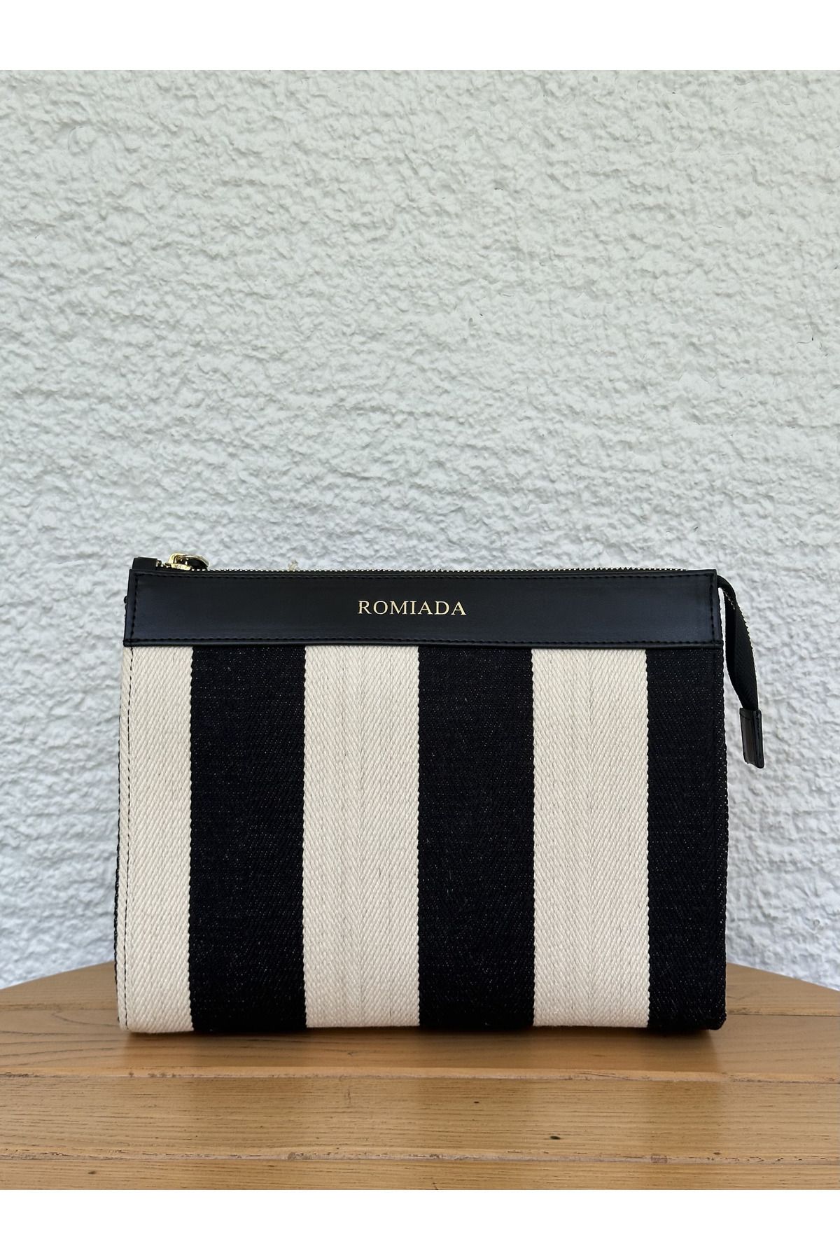 Romiada Pruva Siyah Çizgili Clutch Çanta