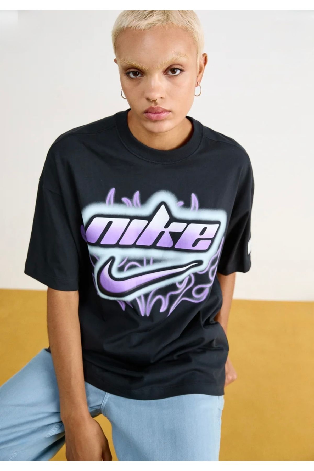 Nike Sportswear Dance Oversized Short-Sleeve Siyah Kadın T-shirt