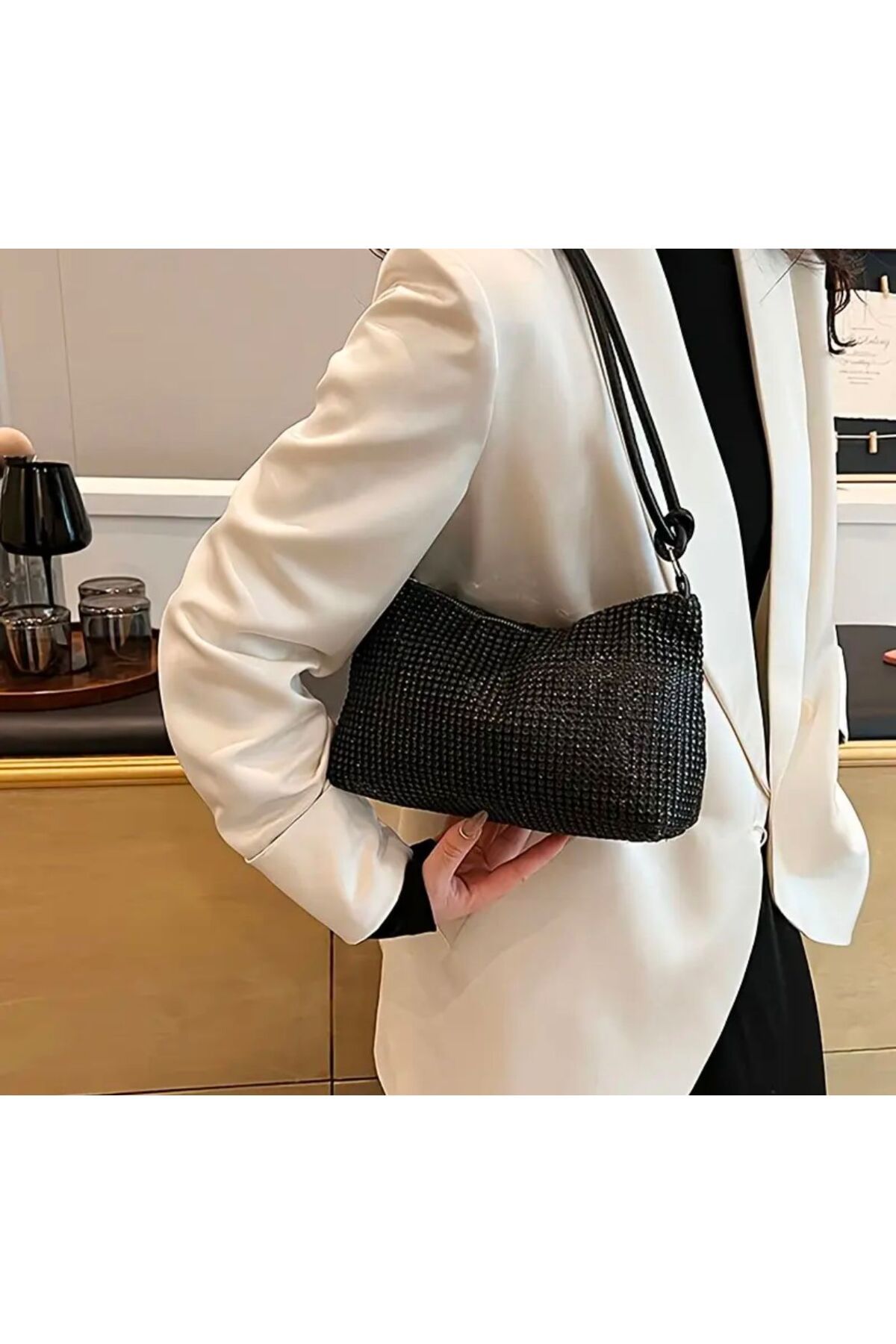 Lionbag Parlak süslemeli siyah çapraz çanta