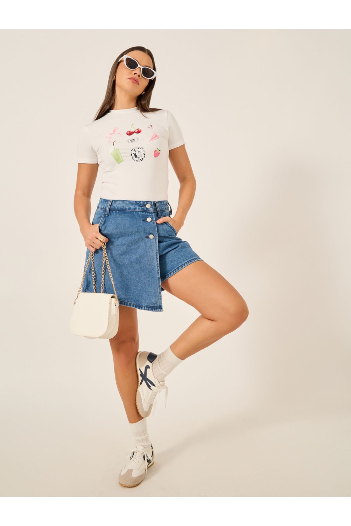 Styli-Plain Asymmetric Hem Denim Skort with Belt Loops 1