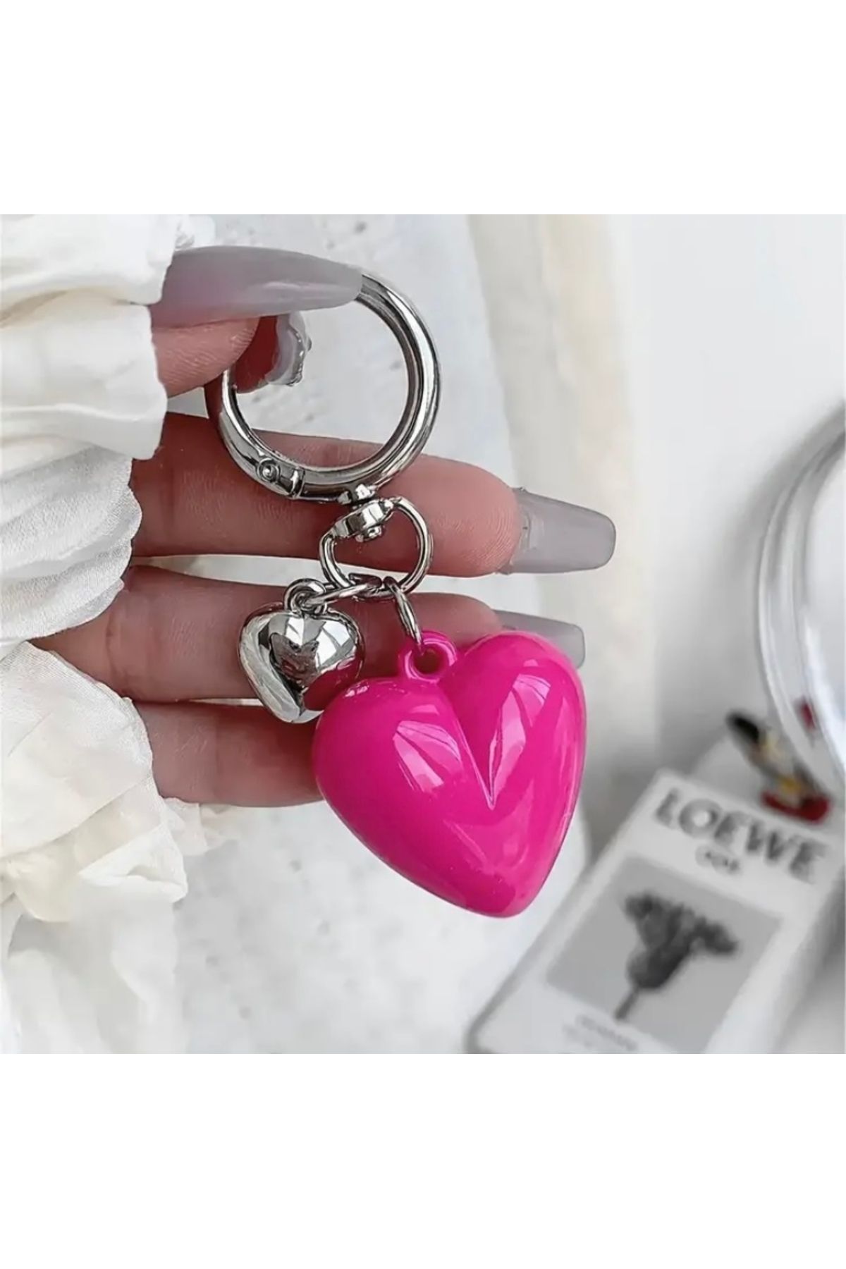 Accessories Vanilla Avenue Fuşya 3D Görünüm Kalp Akrilik Halka Sallantılı Sevimli Şık Aksesuar Anahtarlık