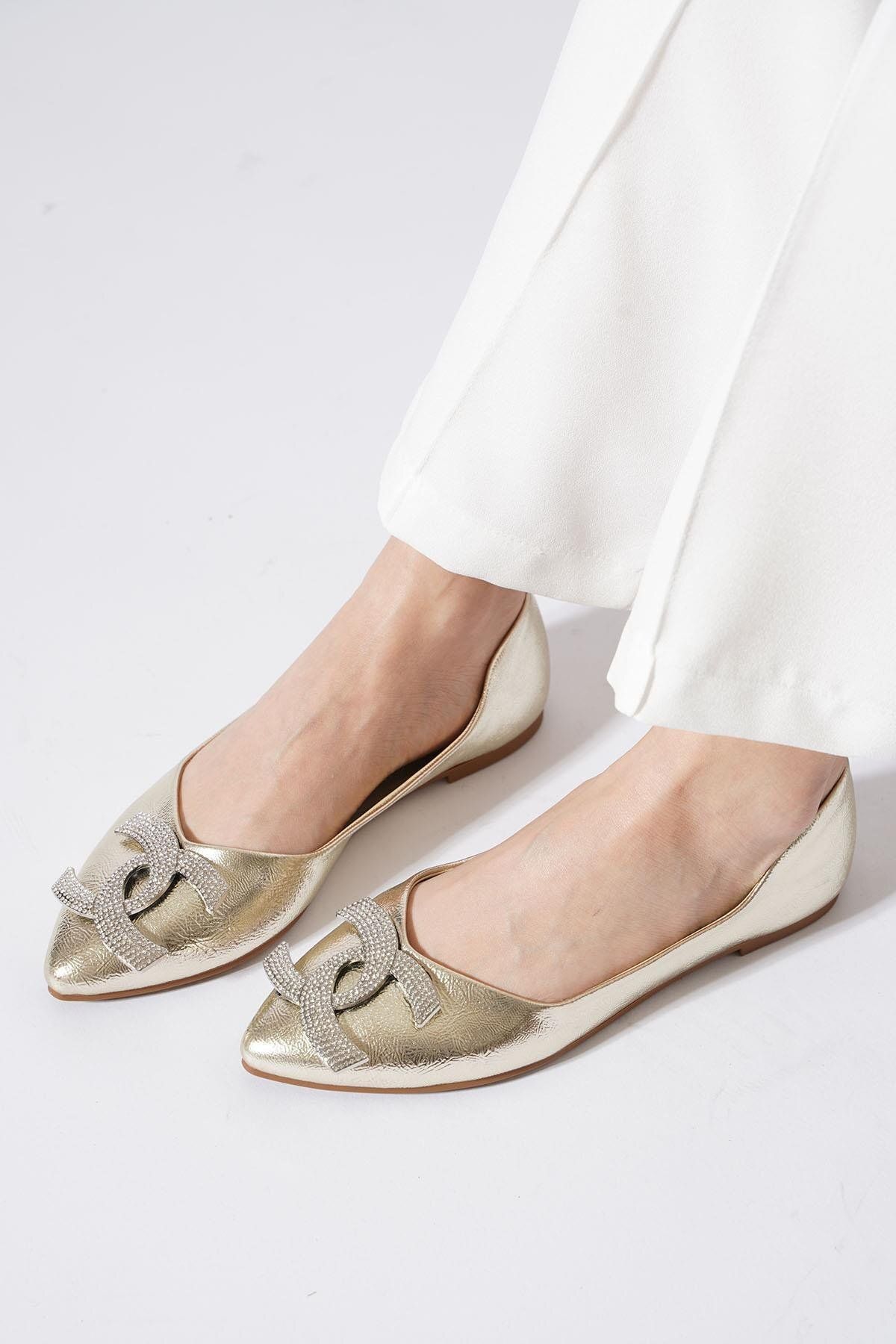 Moda Pie Warko Ay Taşlı Taşlı Kadın Babet Altın Kırışık