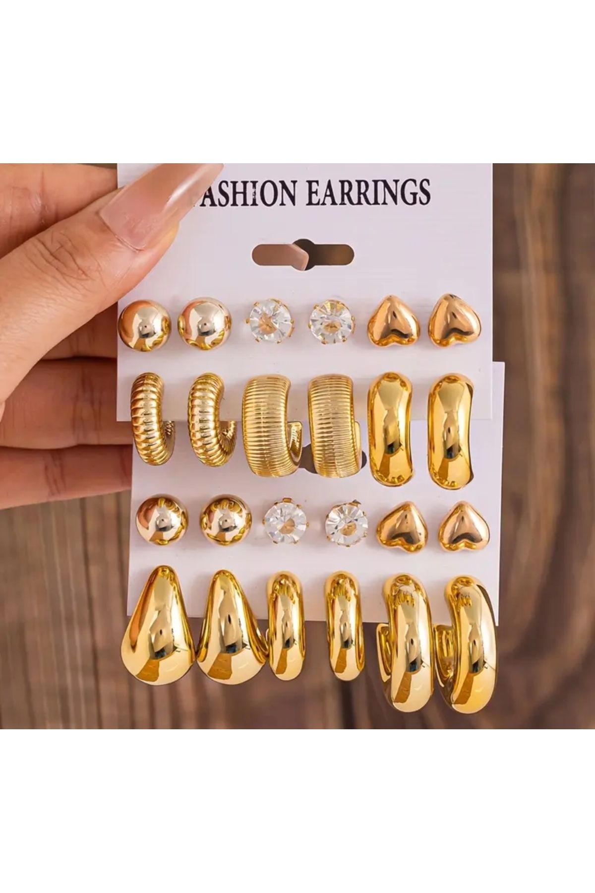 Esra'nın Takıları Gold C Küpe Çoklu Takım