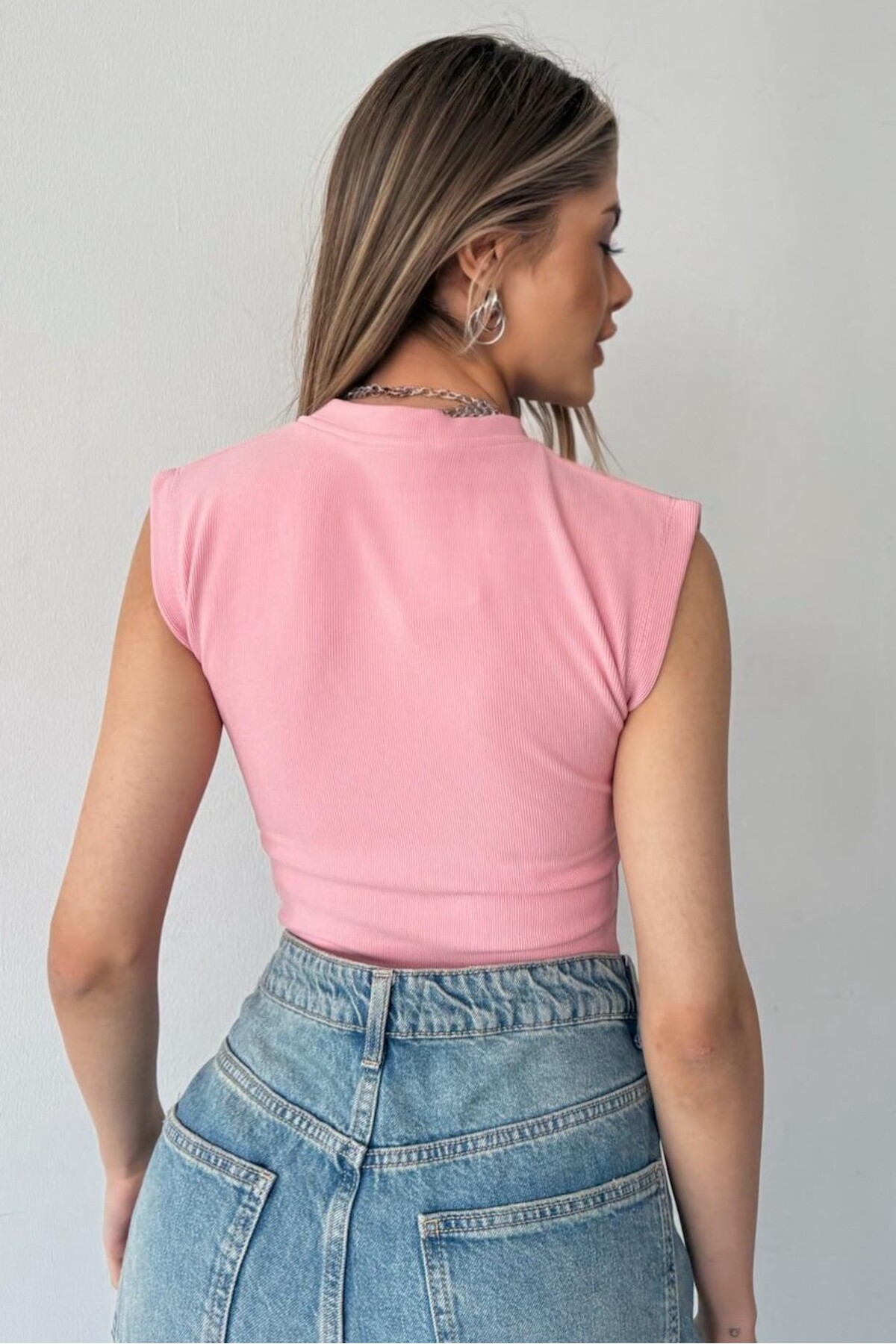 Yazlık Bisiklet Yaka Full Serpme Taş Detay Pembe Crop Bluz