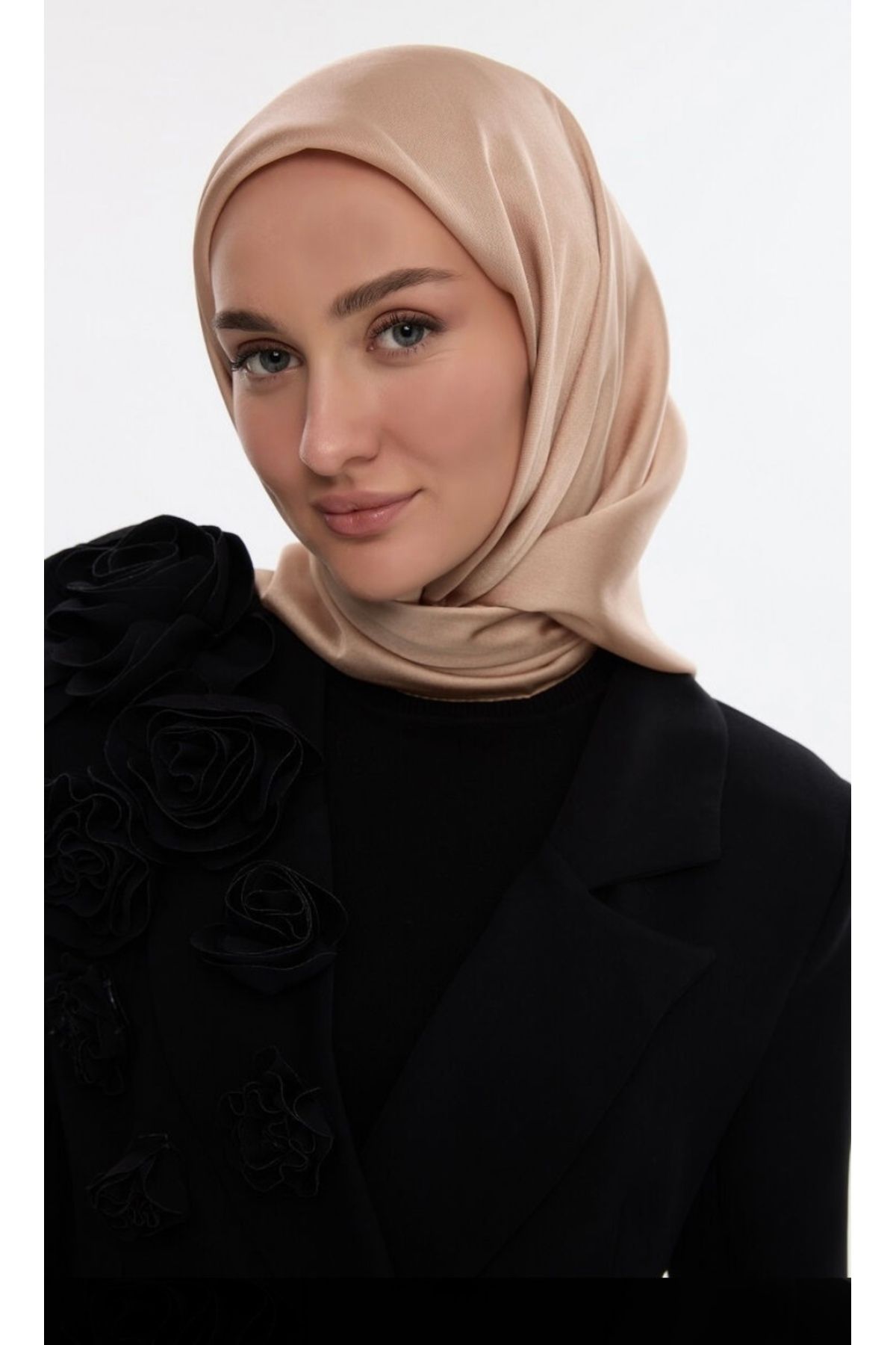 Muensu Janjan Kare Eşarp, Parlak Janjan Eşarp Kına, Düğün ve Özel Günler, Abiyelik Janjan Eşarp 003
