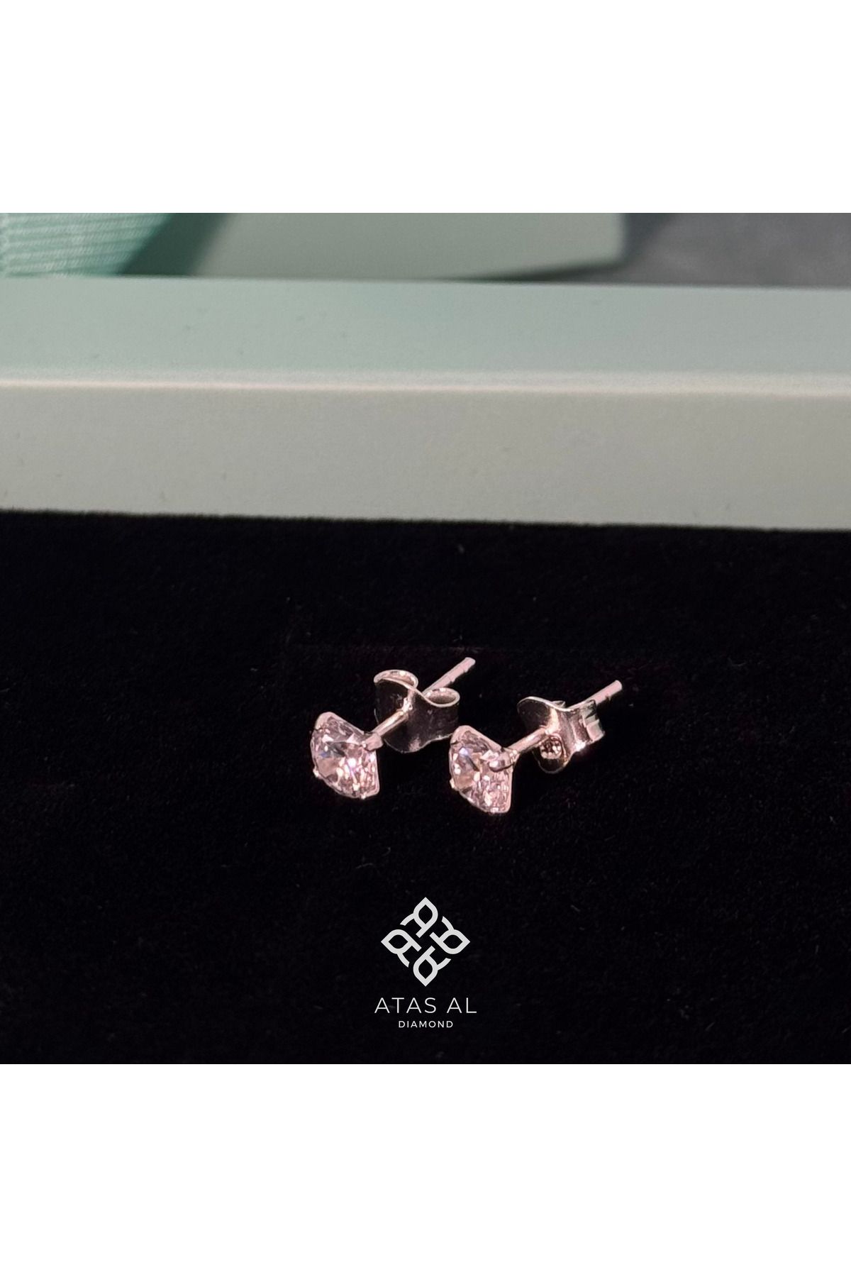 Atas Al Diamond Minimal Tek Taş Küpe 925 ayar Gümüş