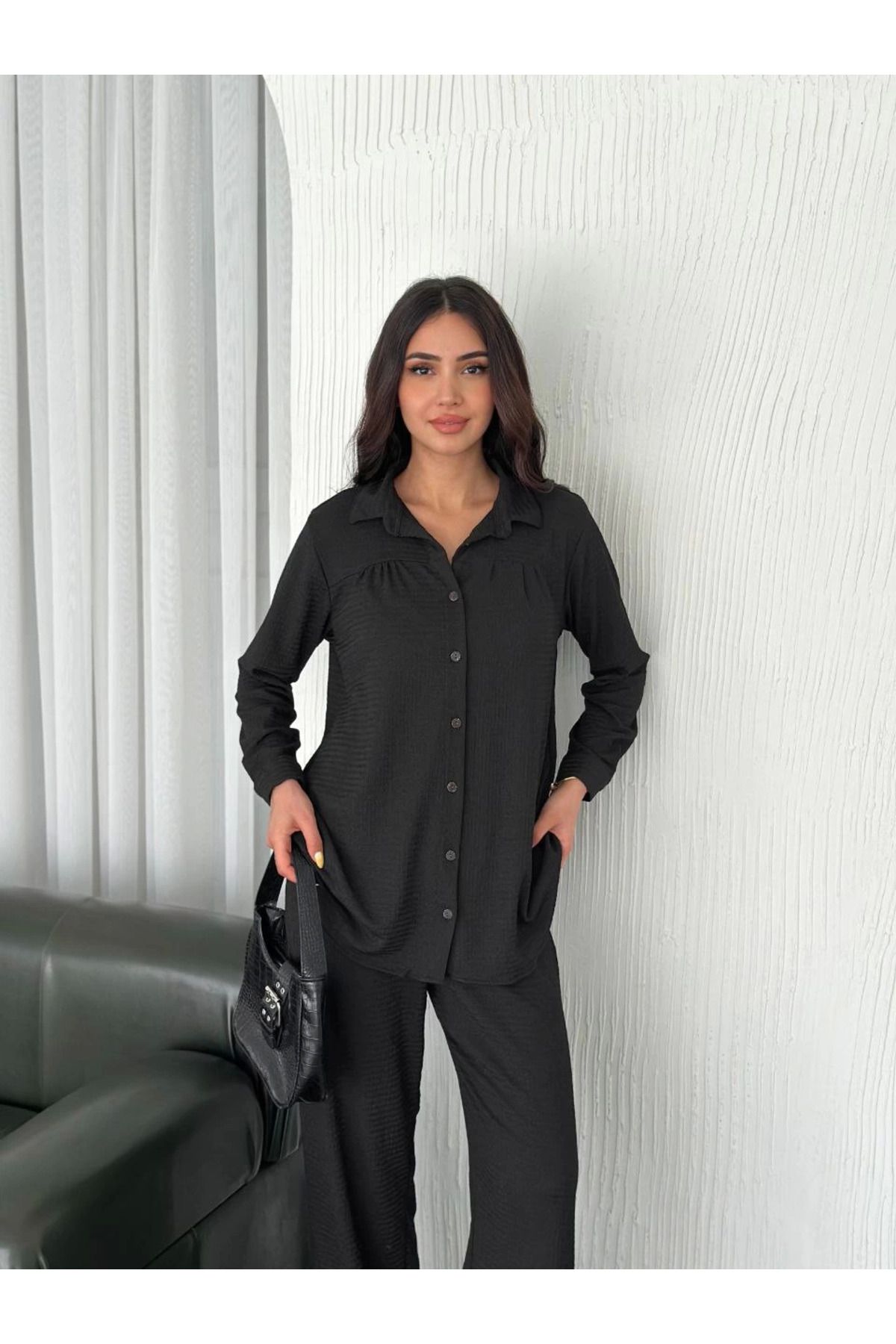 Pink Stil Yakalı Düğmeli Uzun Kollu Gömlek Pantolon ikili Takım - Siyah