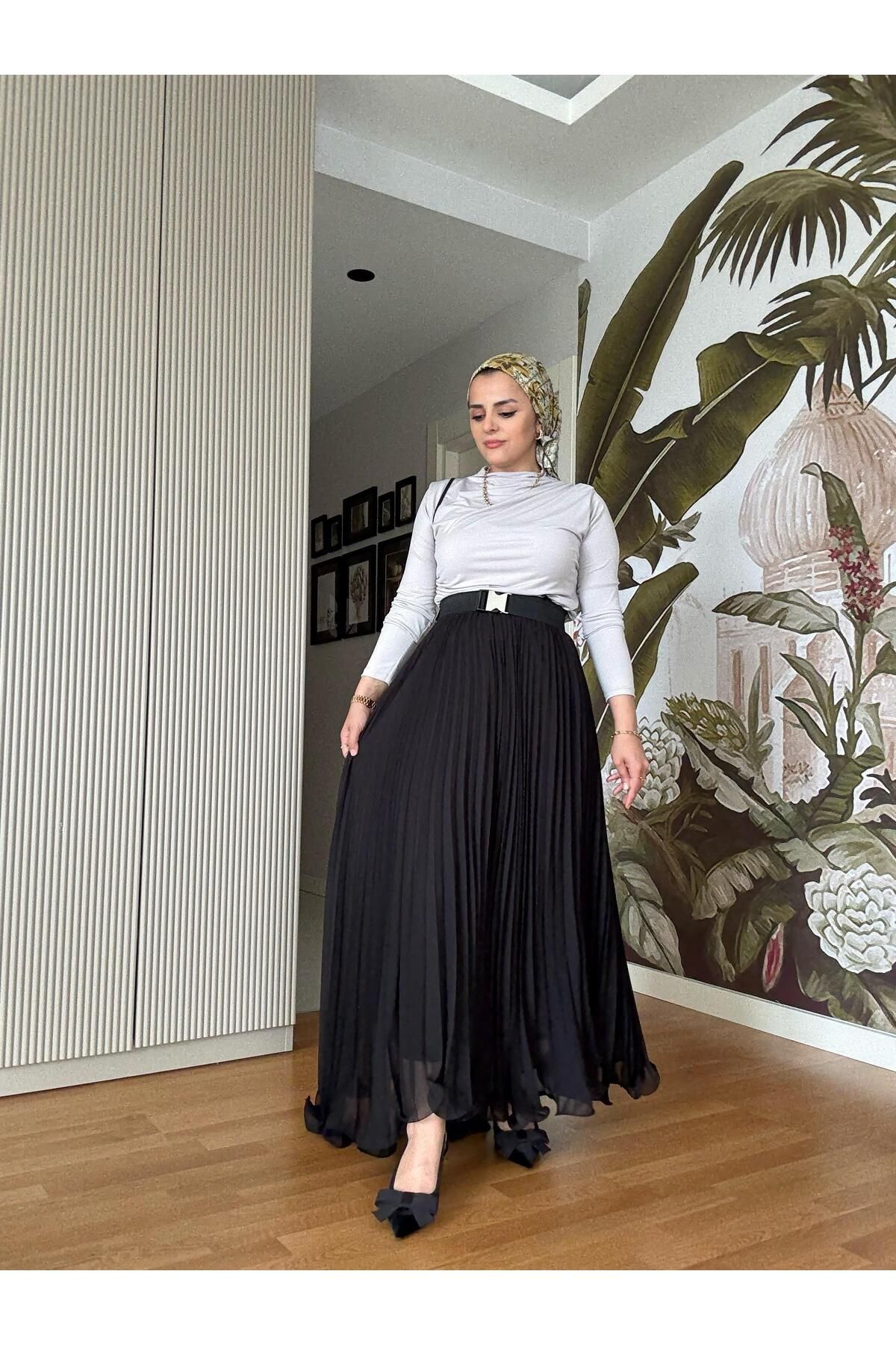 Aselim Hijap Moda Şifon Pileli Etekli Sandy Bluz Takım – Zamansız Şıklık Siyah