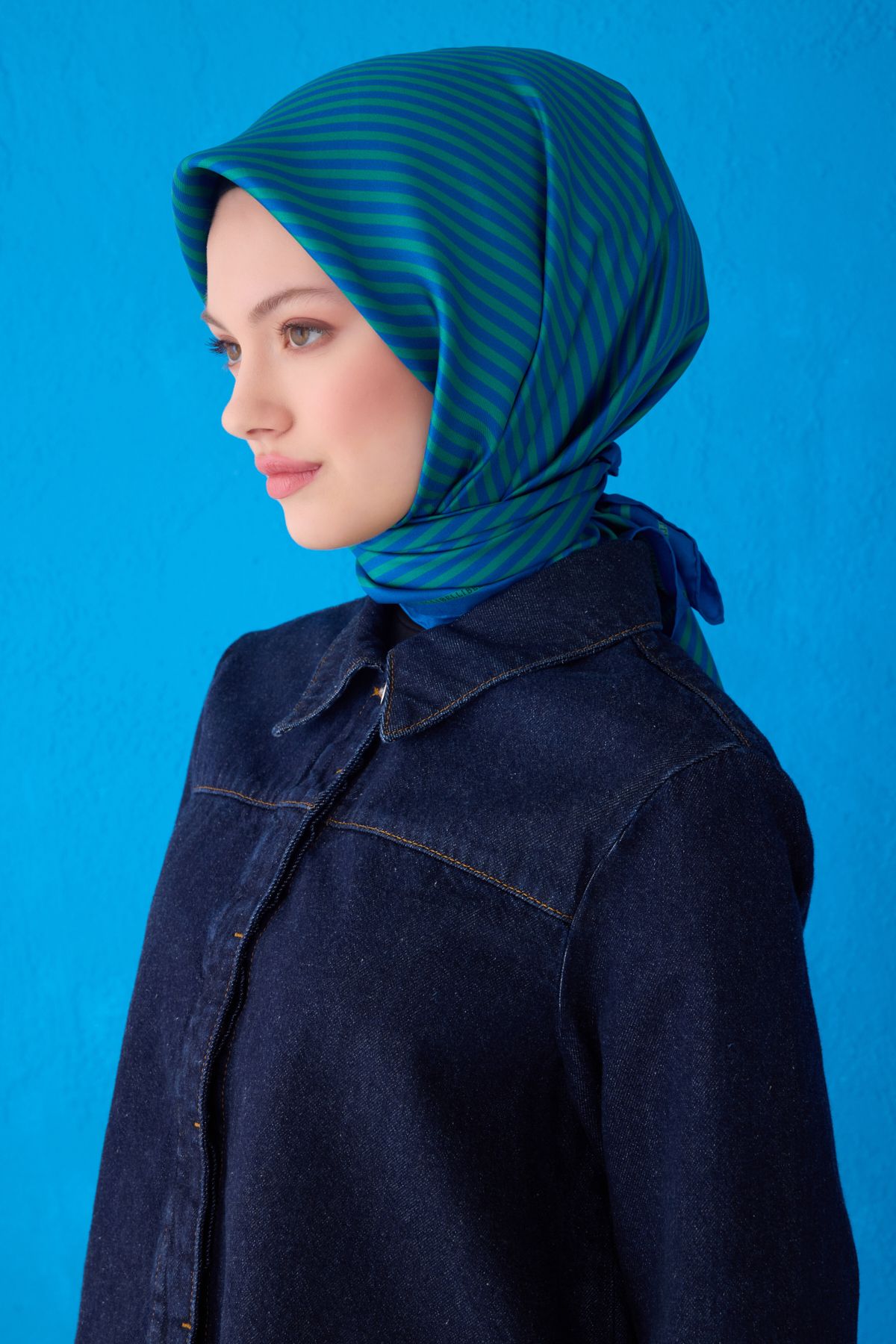 Belli Saf İpek Eşarp 4115D (Twill İpek) 90 x 90 Saks - 81