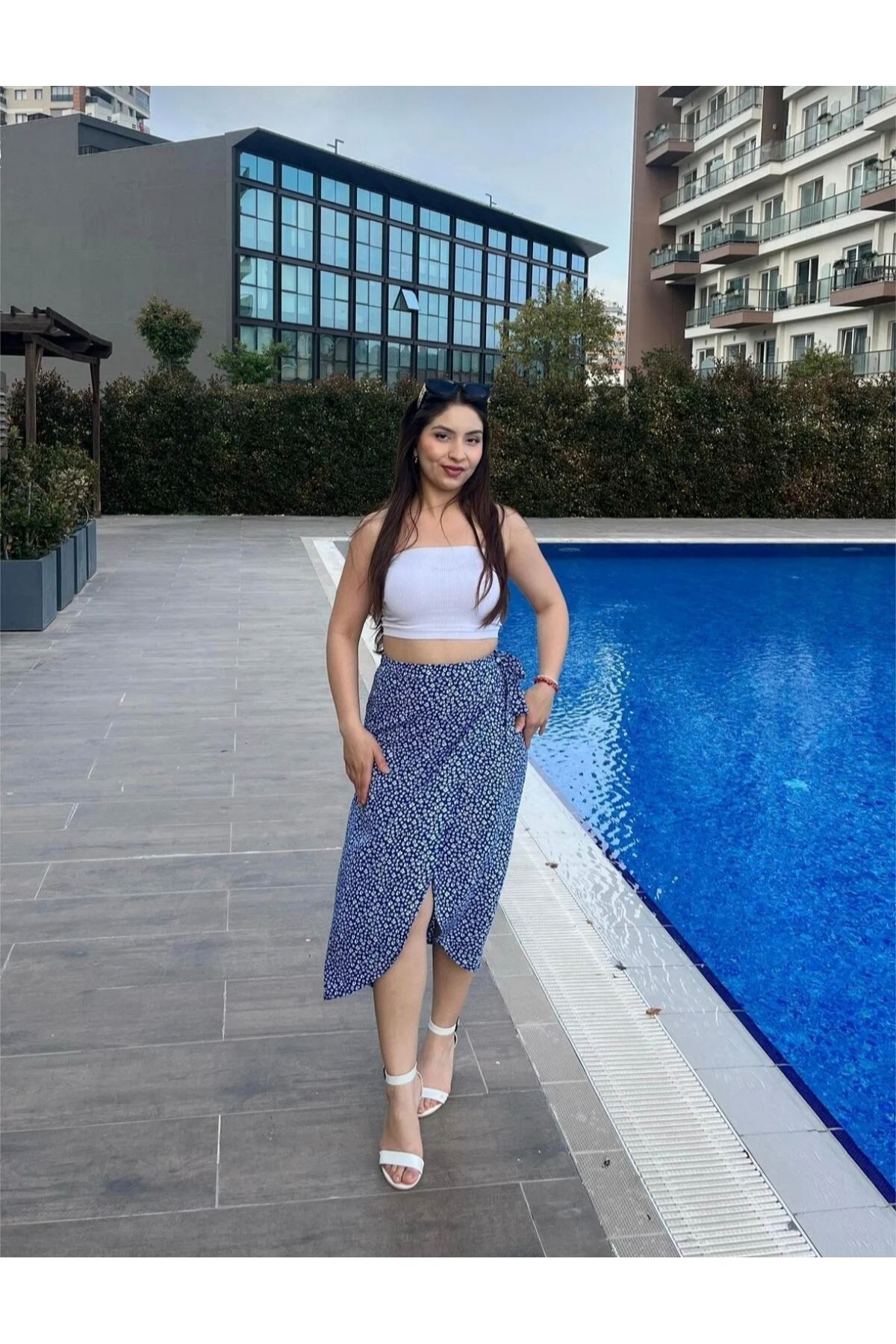 KTY TR Katlamalı kruvaze Etek yandan bağlamalı