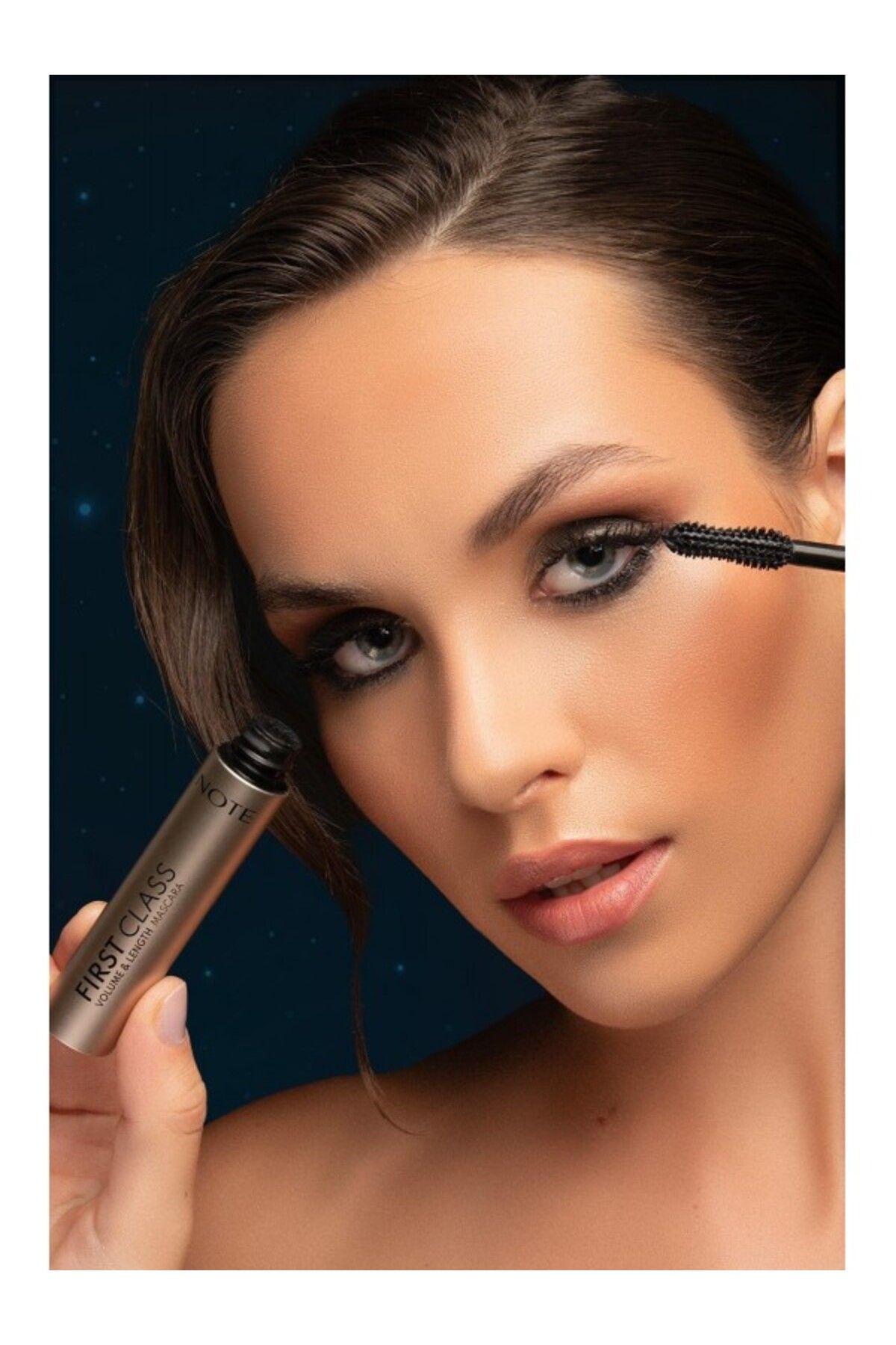 NOTE-First Class – Maximum Volume and Lengthening Mascara 4