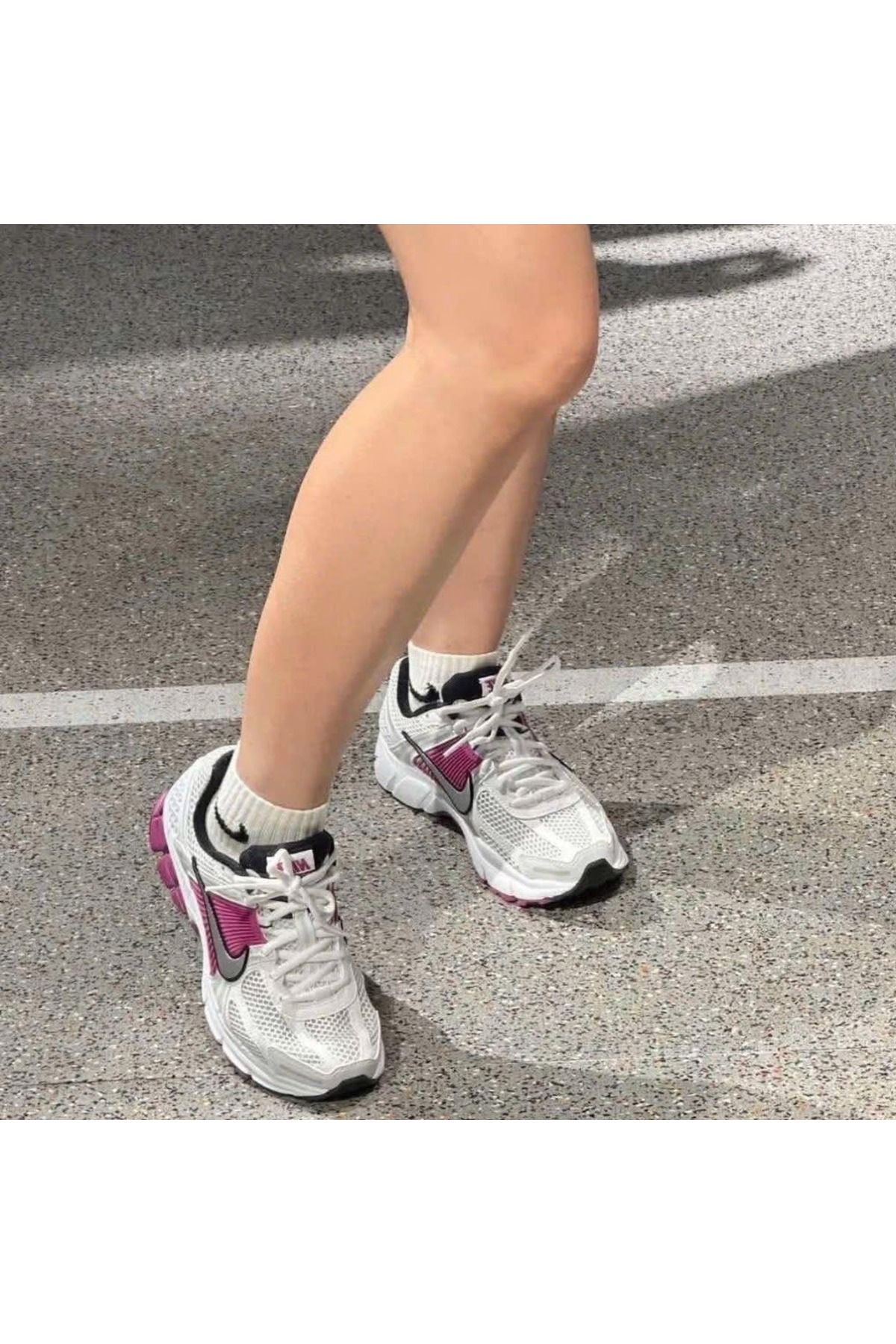 Nike Vomero 5 Sportswear Beyaz Spor Ayakkabı Sportie