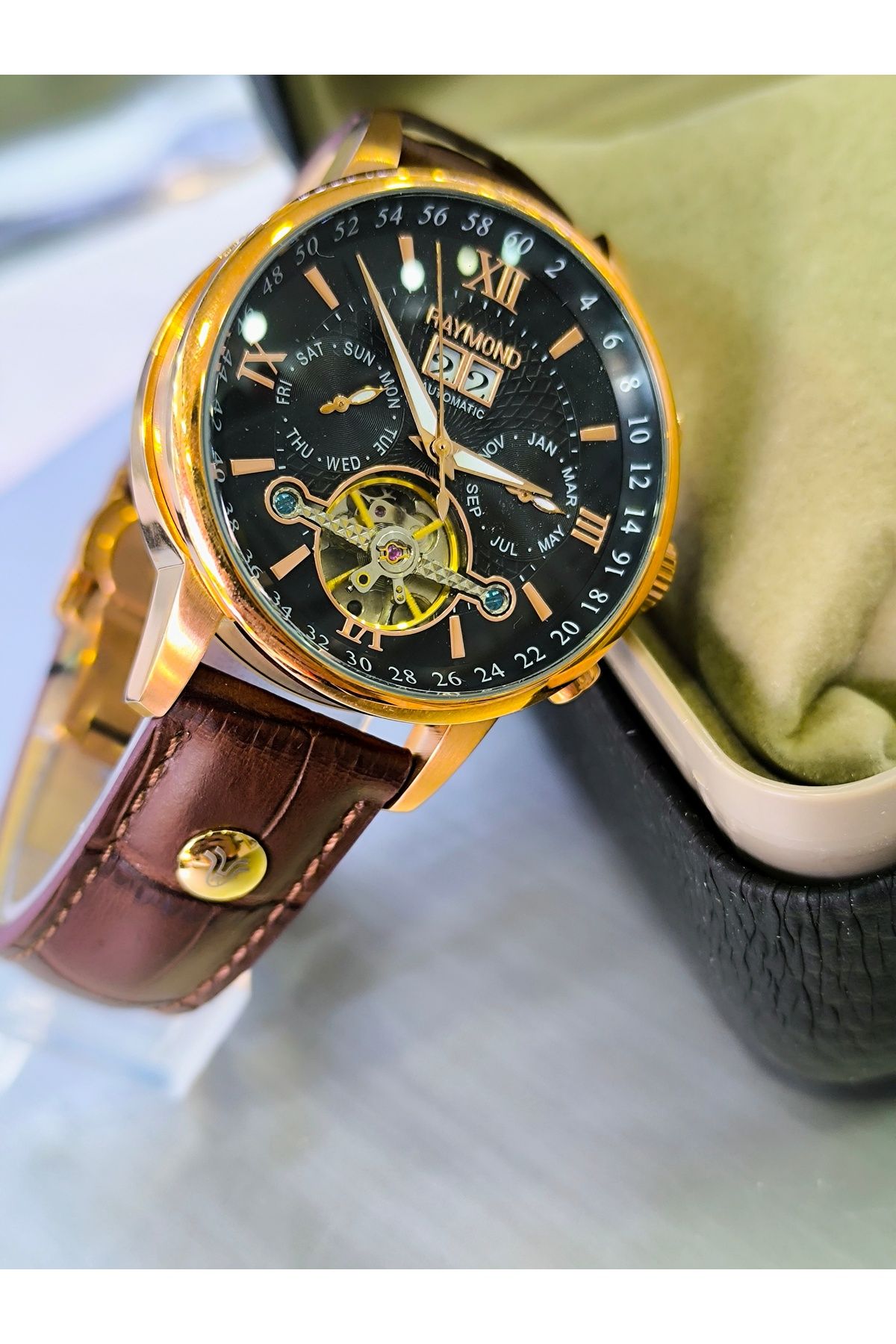 Raymond-Automatic Mechanism Men's Wristwatch 2