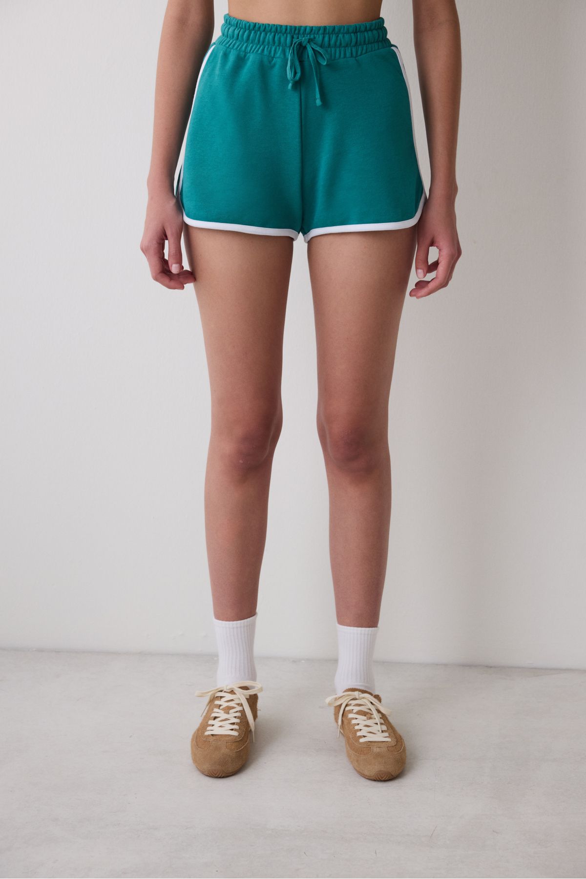 Penti-Green Elastic Side Stripe Retro Shorts 3