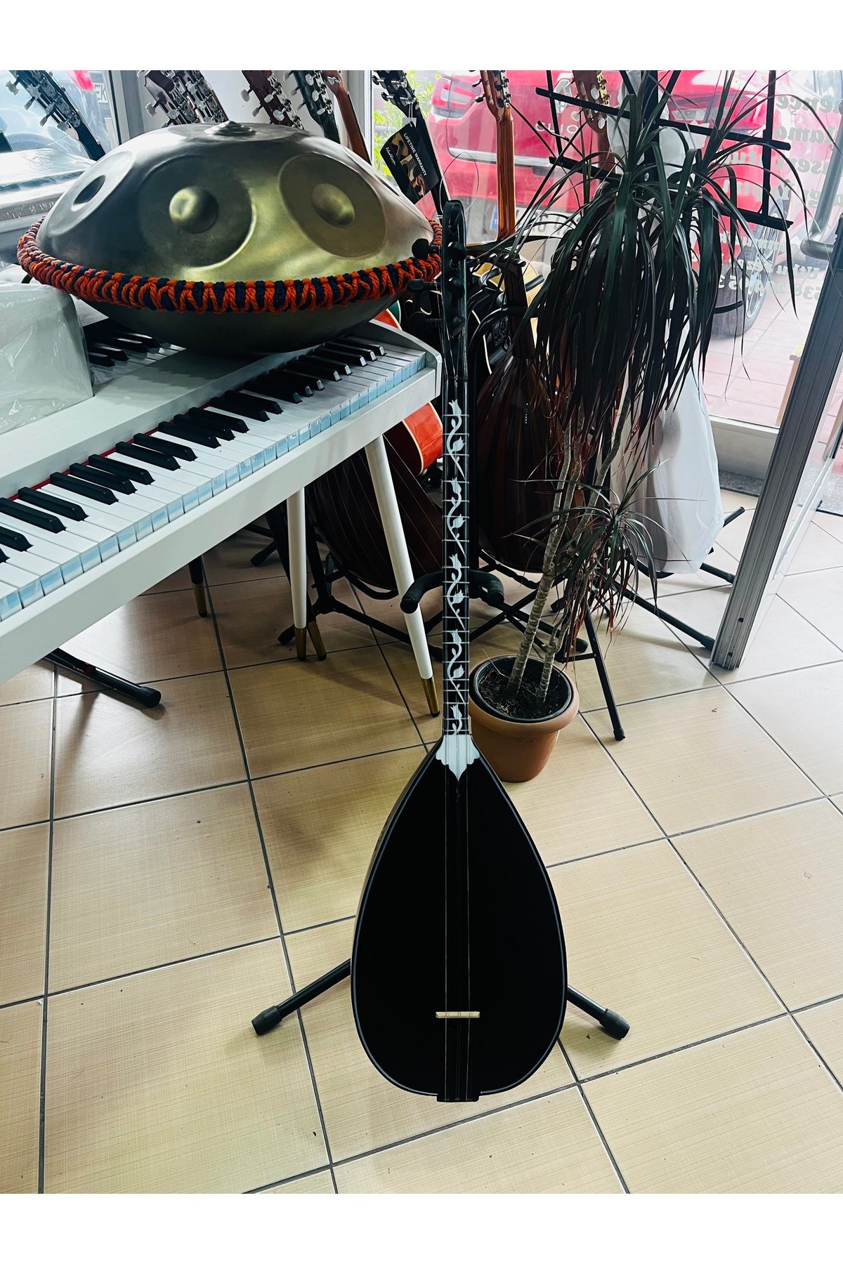 Bircanmüzik Siyah inci mat kısa sap bağlama