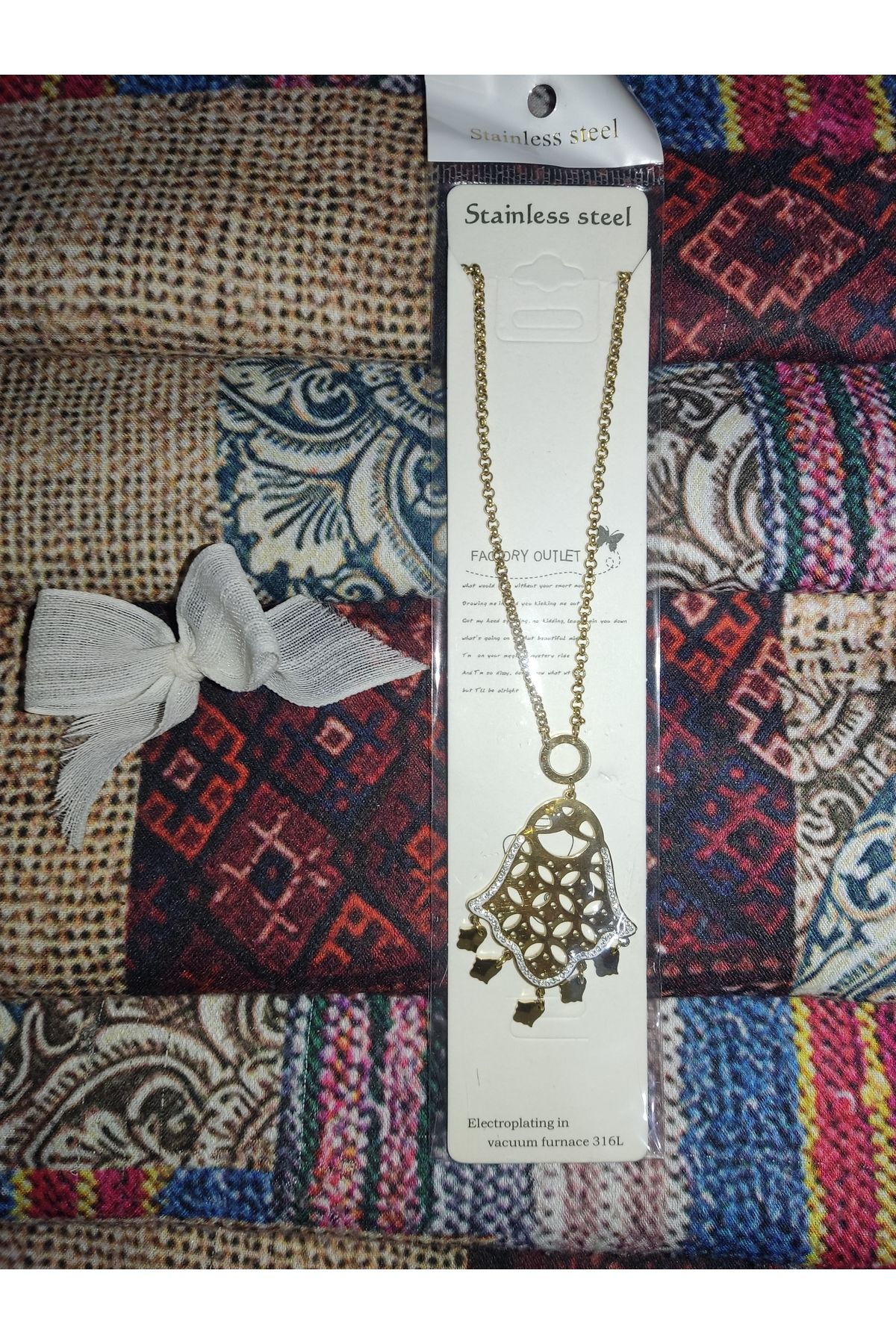 ESTİKO etnik model üzeri taşlı Çelik altın rengi kolye