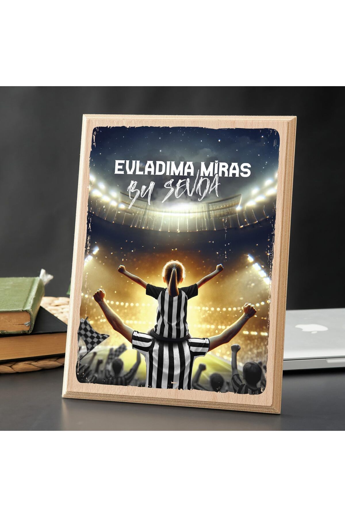 STOREMAX OZN Beyaz Taraftarlara Özel Ahşap Tablo 22x30 cm OZNstre 1094633