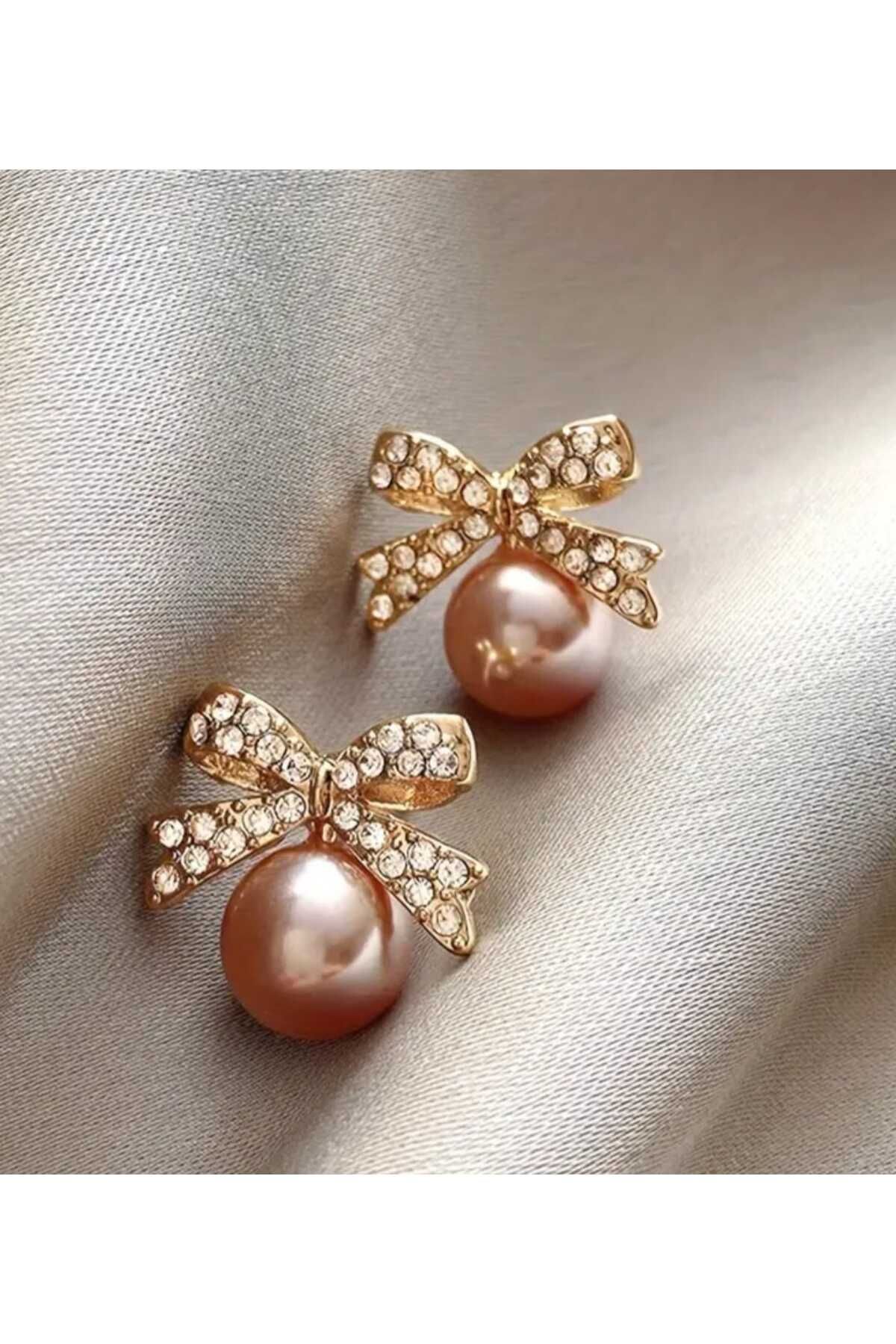 Ivory Pearl cam incili.zirkon taşlı altın rengi çelik küpe