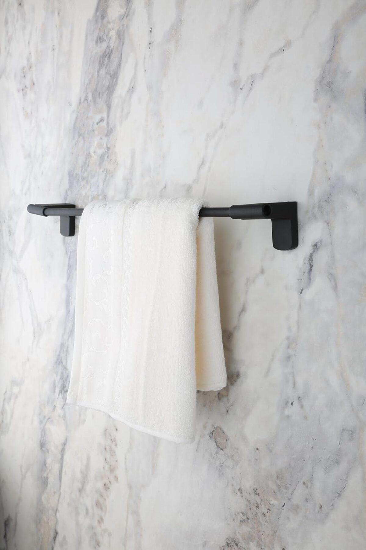 STOREMAX Banyo F1 Model Paslanmaz Siyah Uzun Havluluk, Havlu Askısı 40 cm 5 Yıl Garanti TrendBazaar 10575