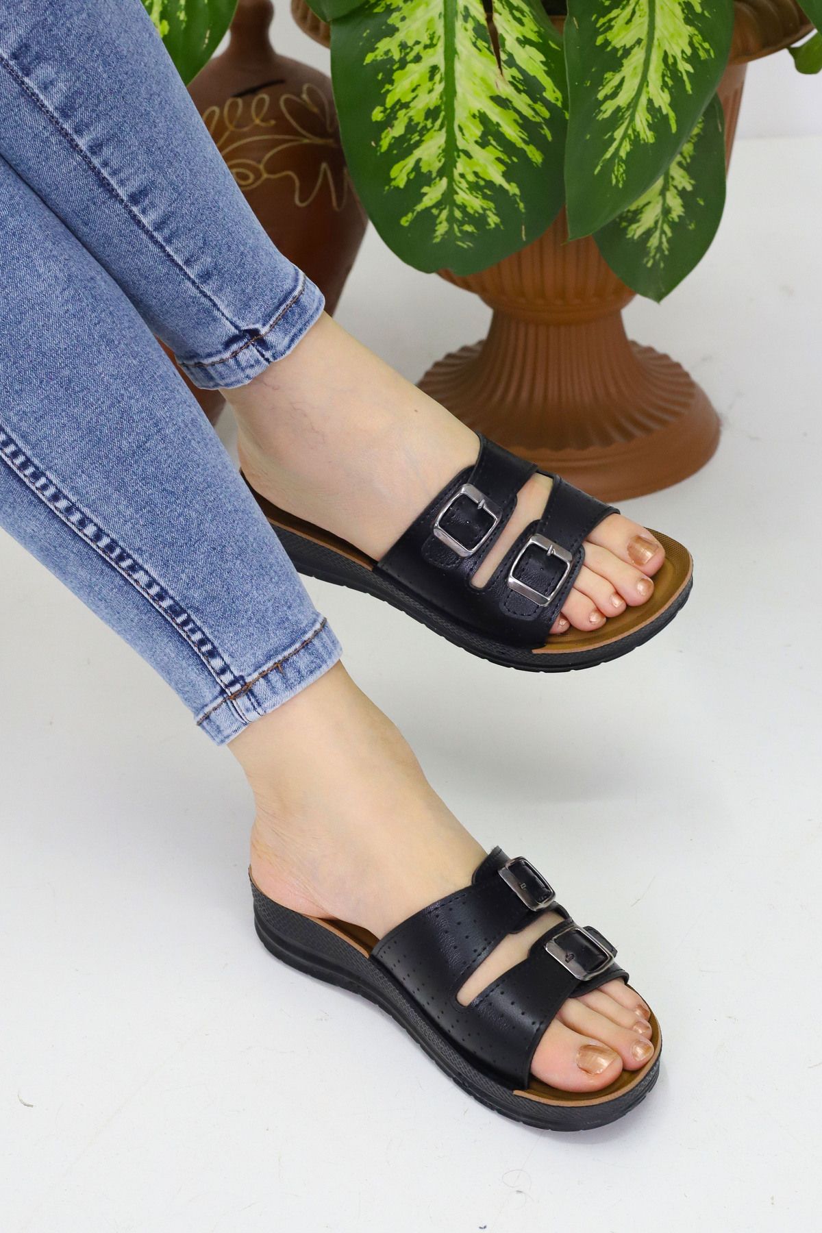 Modaarmada-Black Double Buckle Comfortable Use Women's Slippers Light and Flexible Sole 1