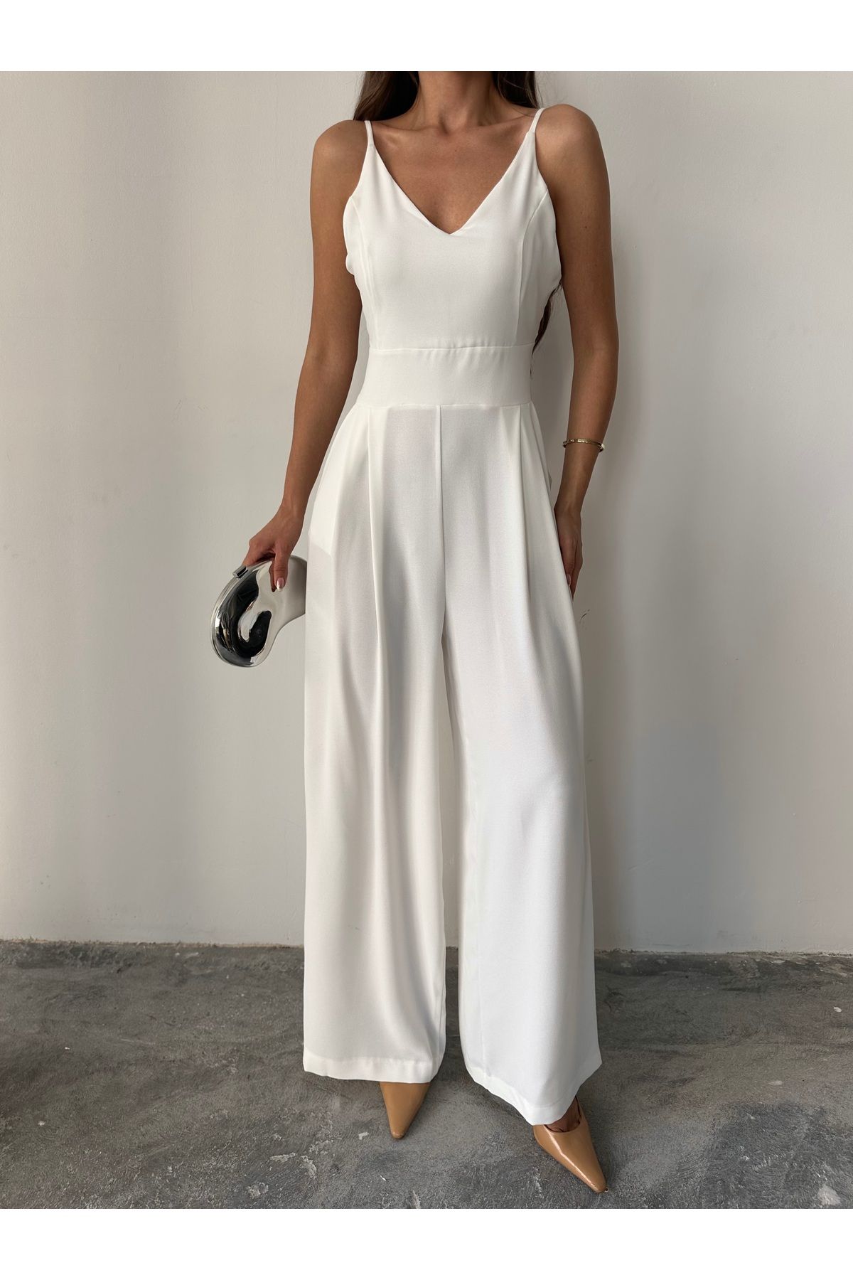 MAXMOOR LAYLA V YAKA BELİ OTURTMALI PALAZZO BEYAZ TULUM