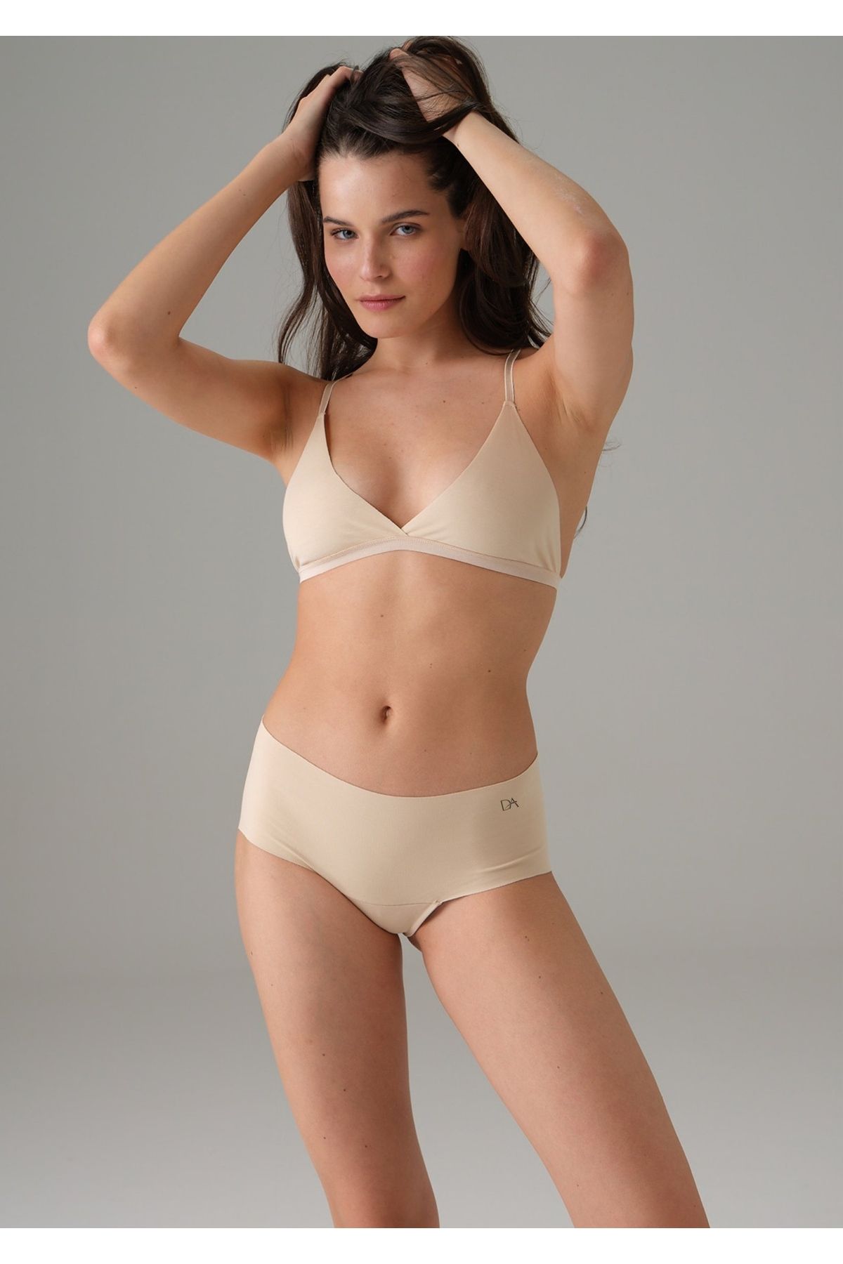 mega fair Kadın Ten Lazer Kesim Dikişsiz İnvisible Külot Slip 6163