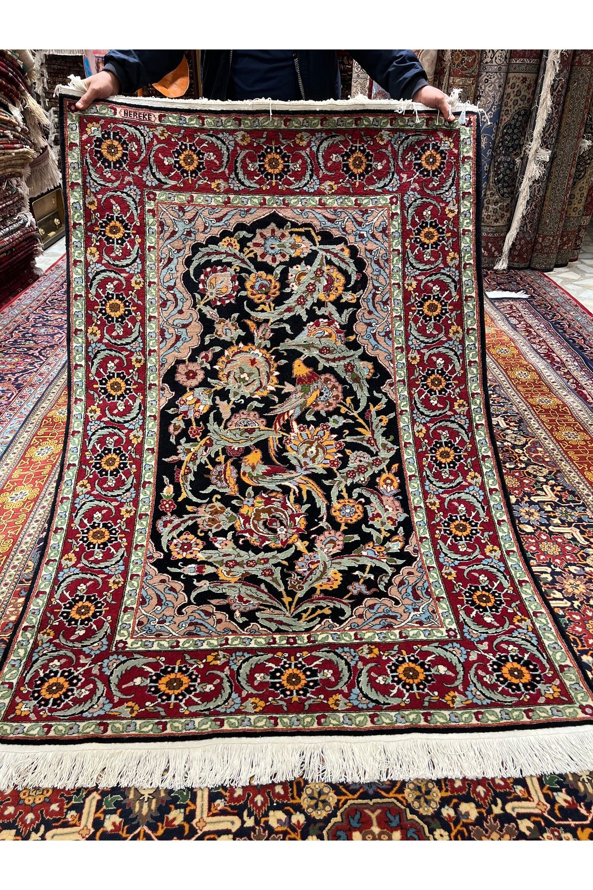 RD RAMAZAN DAĞ EL HALI SANATI El Dokuma Sümerbank Hereke Halısı İmzalı Sultanahmet Modeli Muazzam Bir Eser Ebat 180x120
