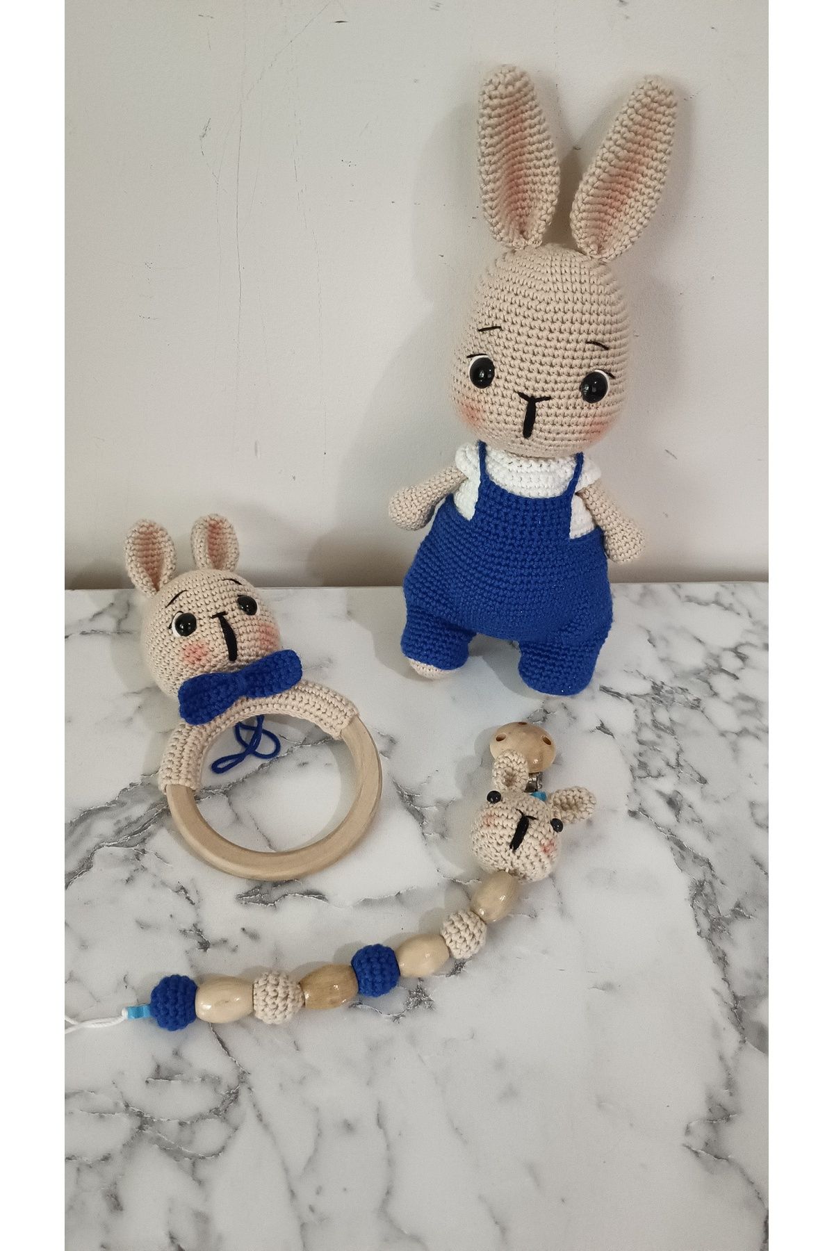 AYÇA ACUN Amigurumi yenidoğan 3lü set balyanak tavşan oyun arkadaşı+çıngırak+emzik zinciri