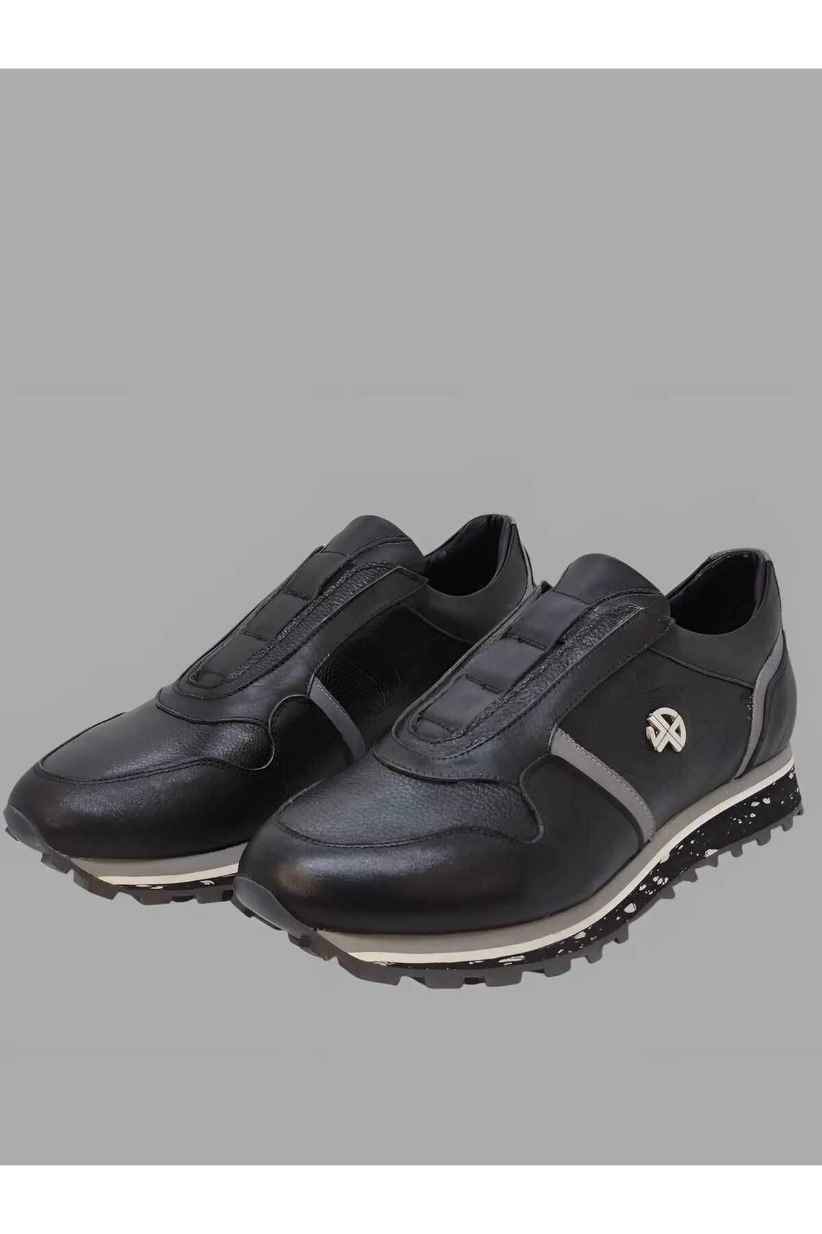 Luglio Shoes Hakiki Siyah Deri Lastikli Metal Aksesuar Detaylı Erkek Sneaker