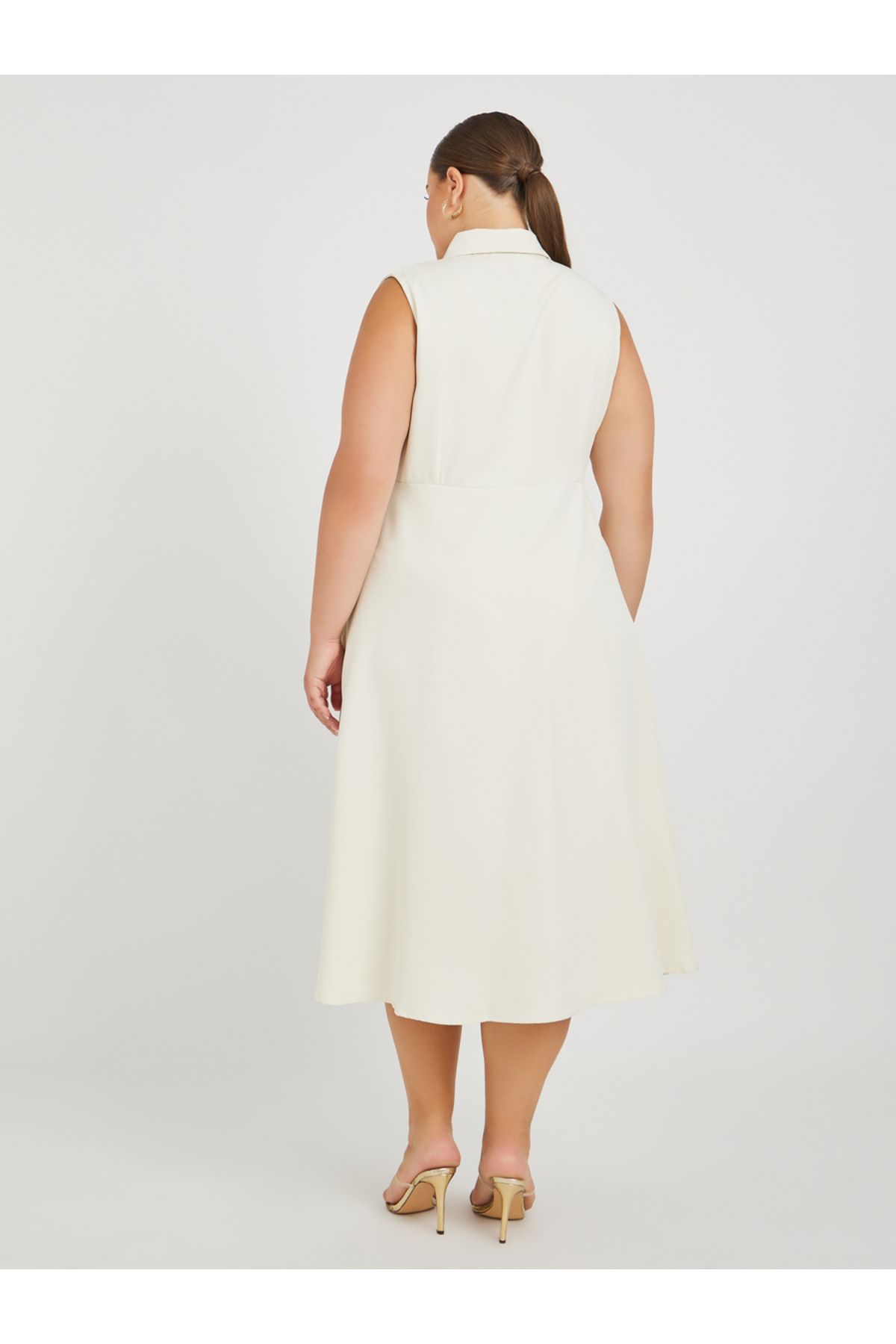 Styli-Plus Size Sleeveless Shirt Midi Dress 5