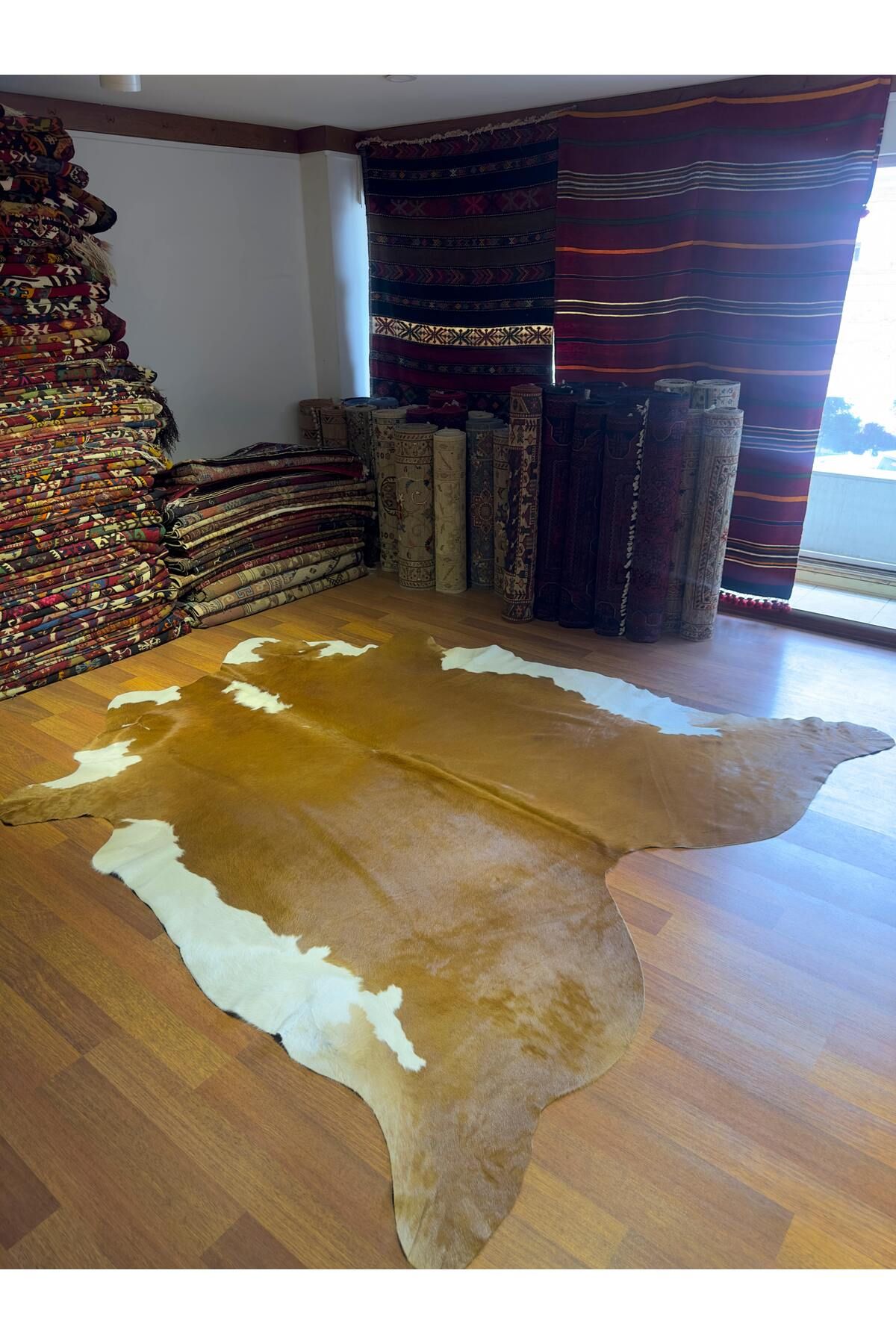 DOGANLAR ANTIQ GERÇEK DERİ NATUREL DANA DERİSİ 168 KAHVE 240X235 POST HALI