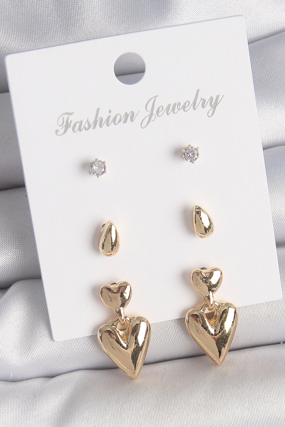 LovelymCo Pirinç Gold Renk Zirkon Taşlı Sallantılı Kalp Model 3 Çift Kadın Küpe Seti - Lisinya