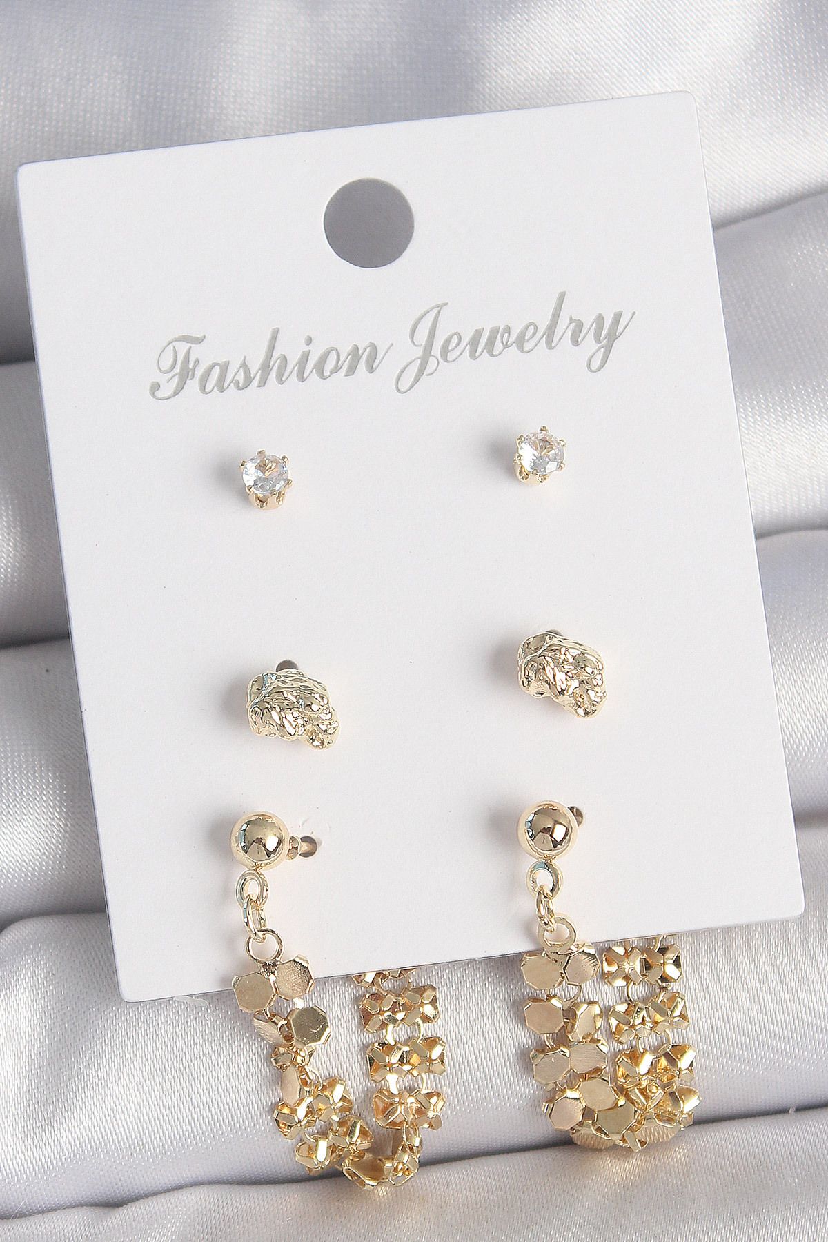 LovelymCo Pirinç Gold Renk Zirkon Taşlı Sallantılı Pul Model 3 Çift Kadın Küpe Seti - Lisinya