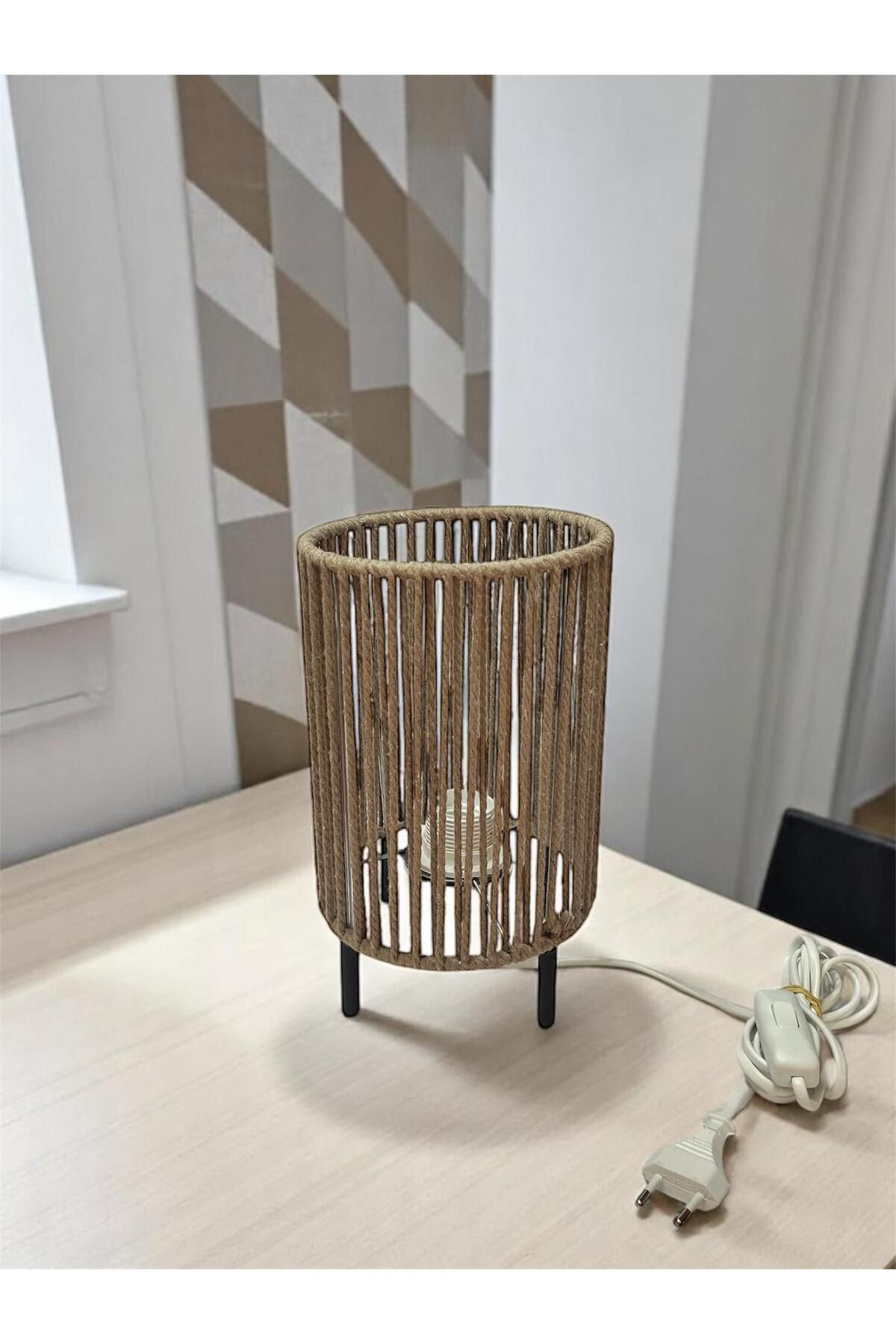 CONANA Makrome İpli Metal Masa ve Gece Lambası