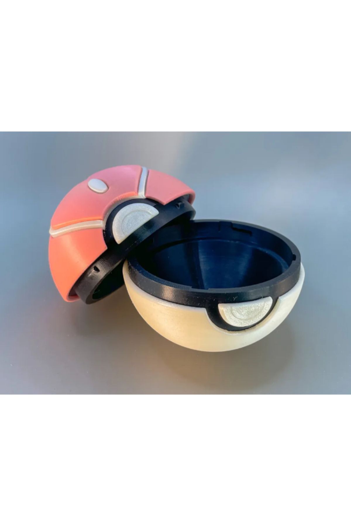 NOMOTHETIC Love Ball Döner Kilitli PokéTop – Saklama Kutusu
