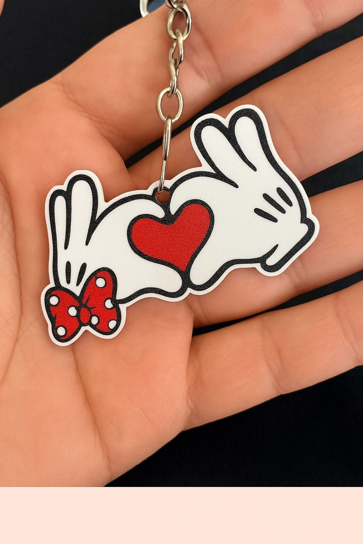 Grifon3D ❤️ Love Mickey & Minnie Eldiven Figürlü Anahtarlık – Kalp Desenli Çift Temalı
