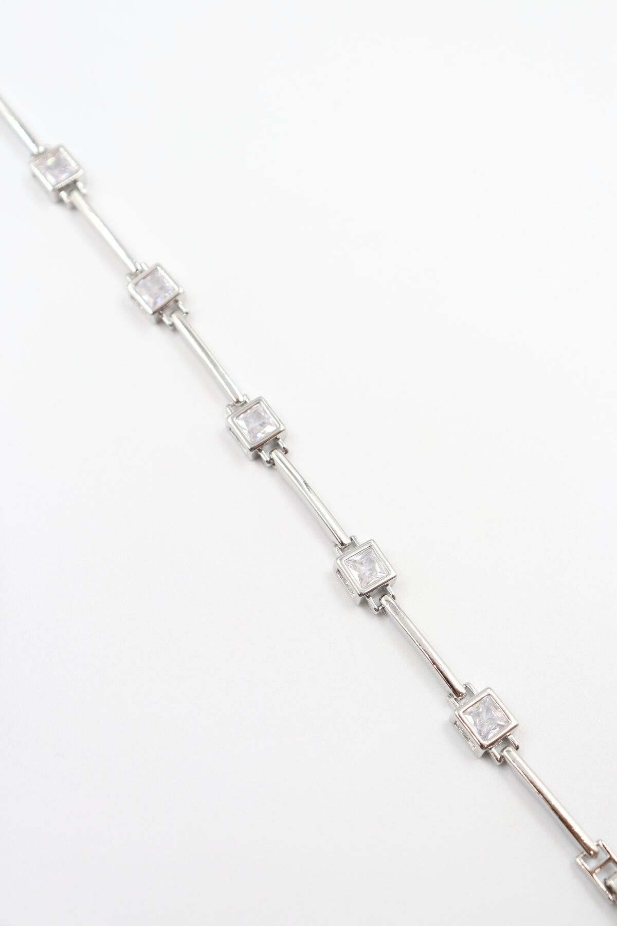 BY CANSU ACCESSORİES Pamela Silver Bileklik