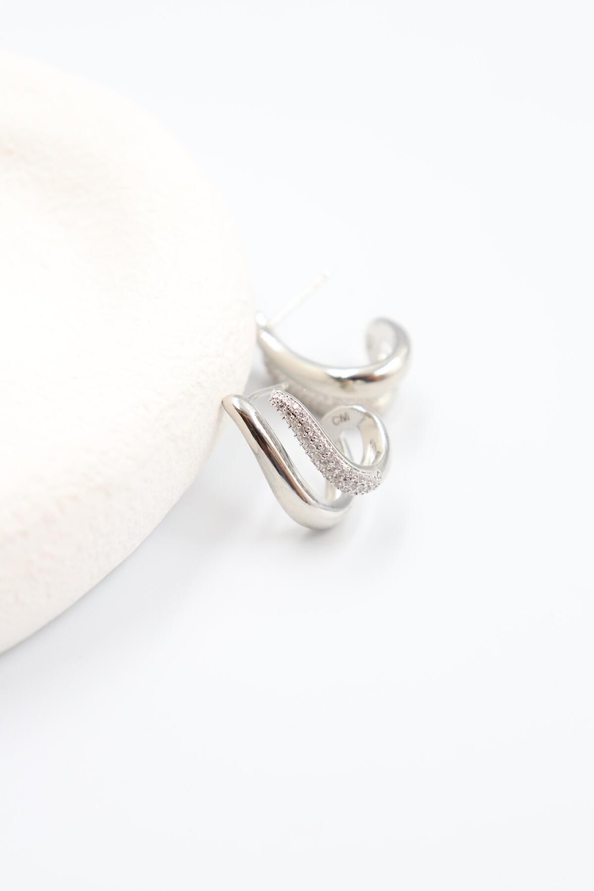 BY CANSU ACCESSORİES Marta Silver Küpe