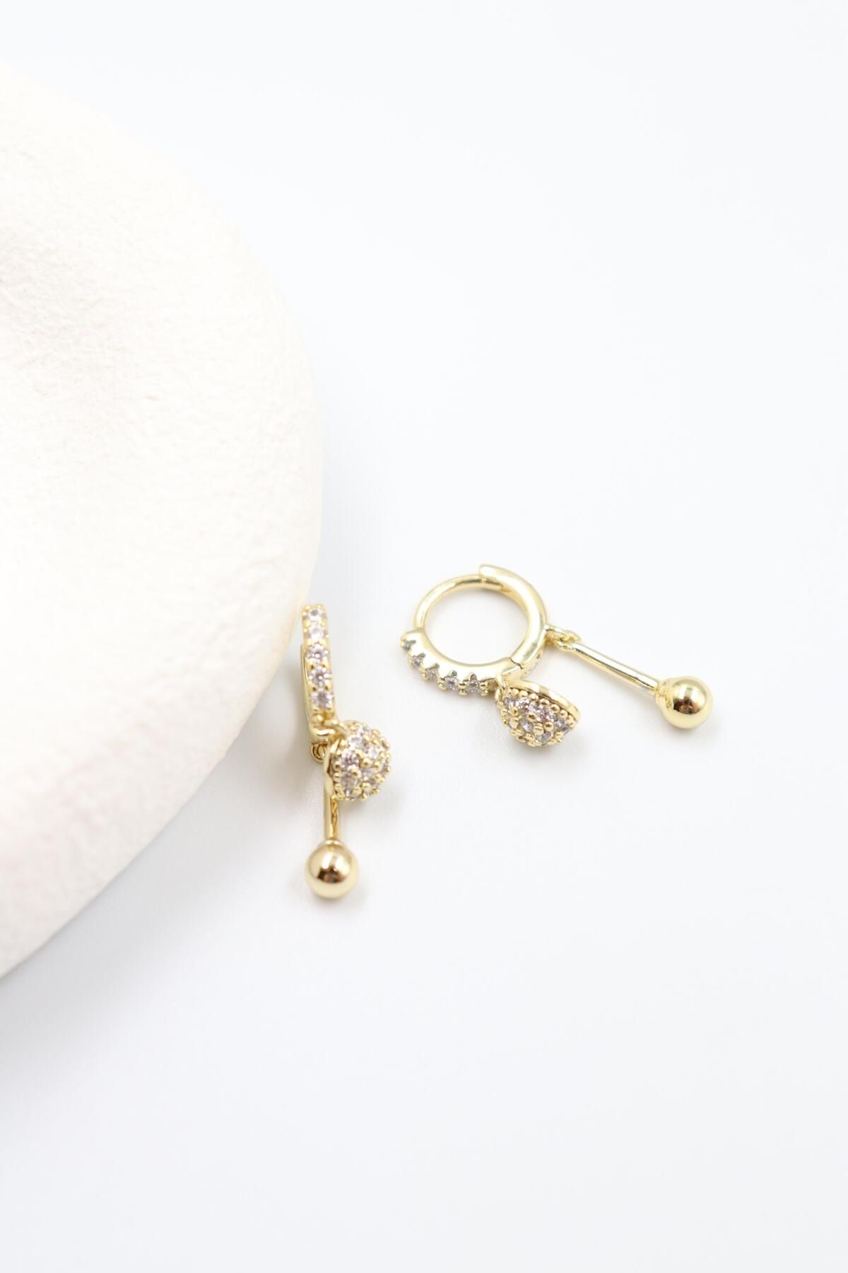 BY CANSU ACCESSORİES Ornella Gold Küpe (14k)