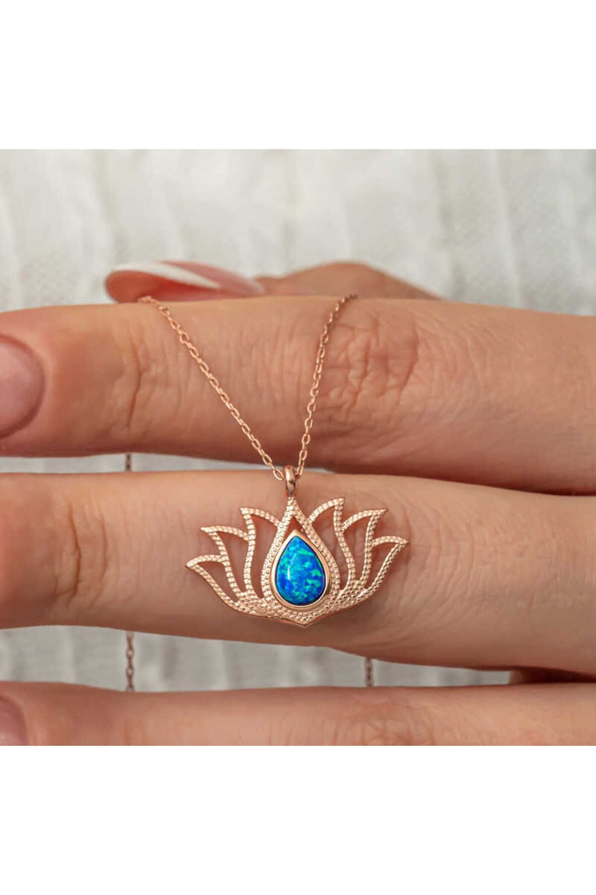 gumusdevri Gümüş Opal Taşlı Rose Lotus Çiçeği Kolye