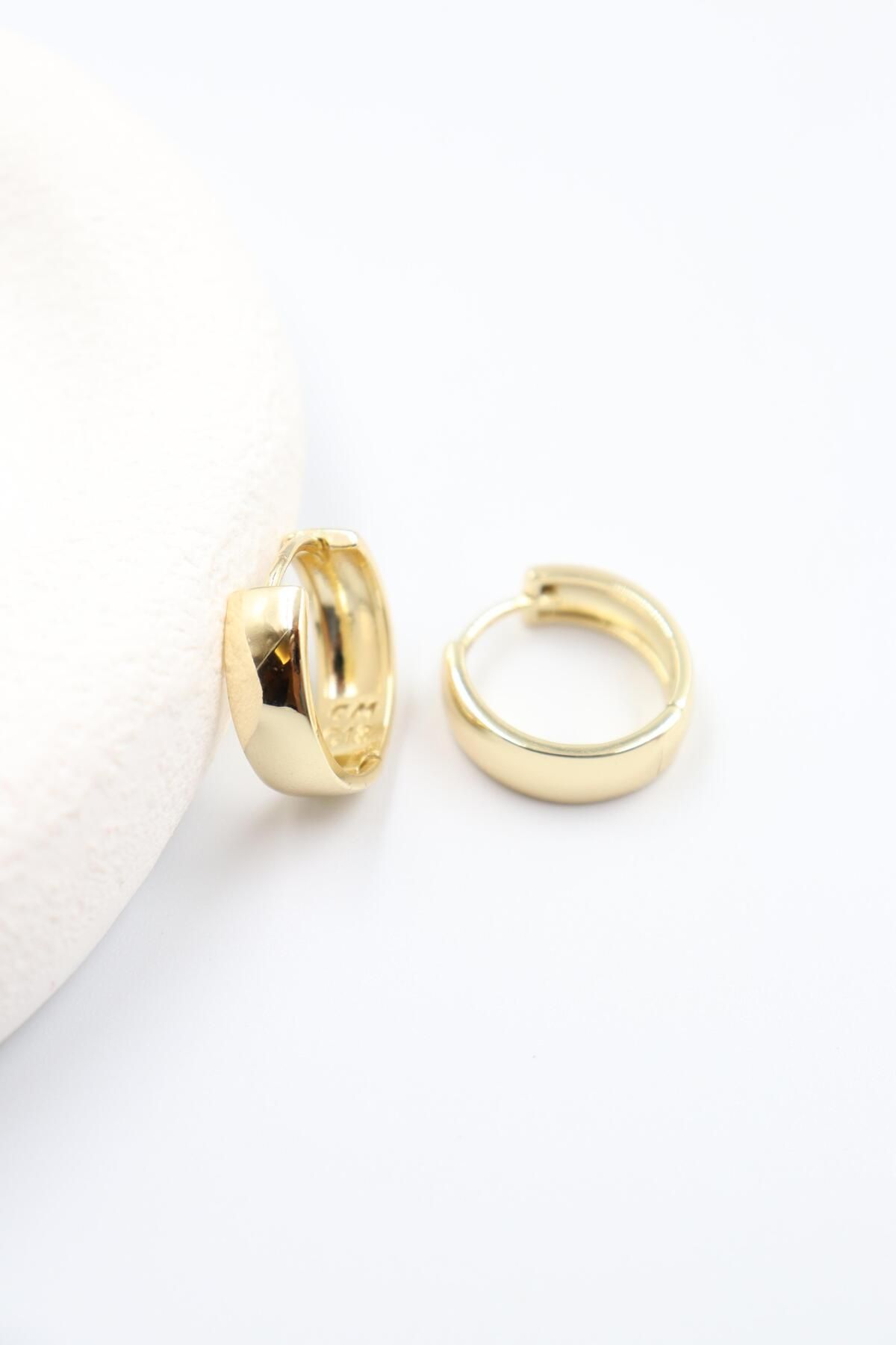 BY CANSU ACCESSORİES Francesca Gold Küpe (14k)