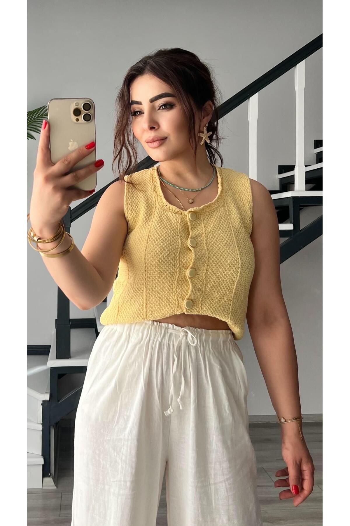 Oslove Sarı 5 Düğmeli Triko Yelek