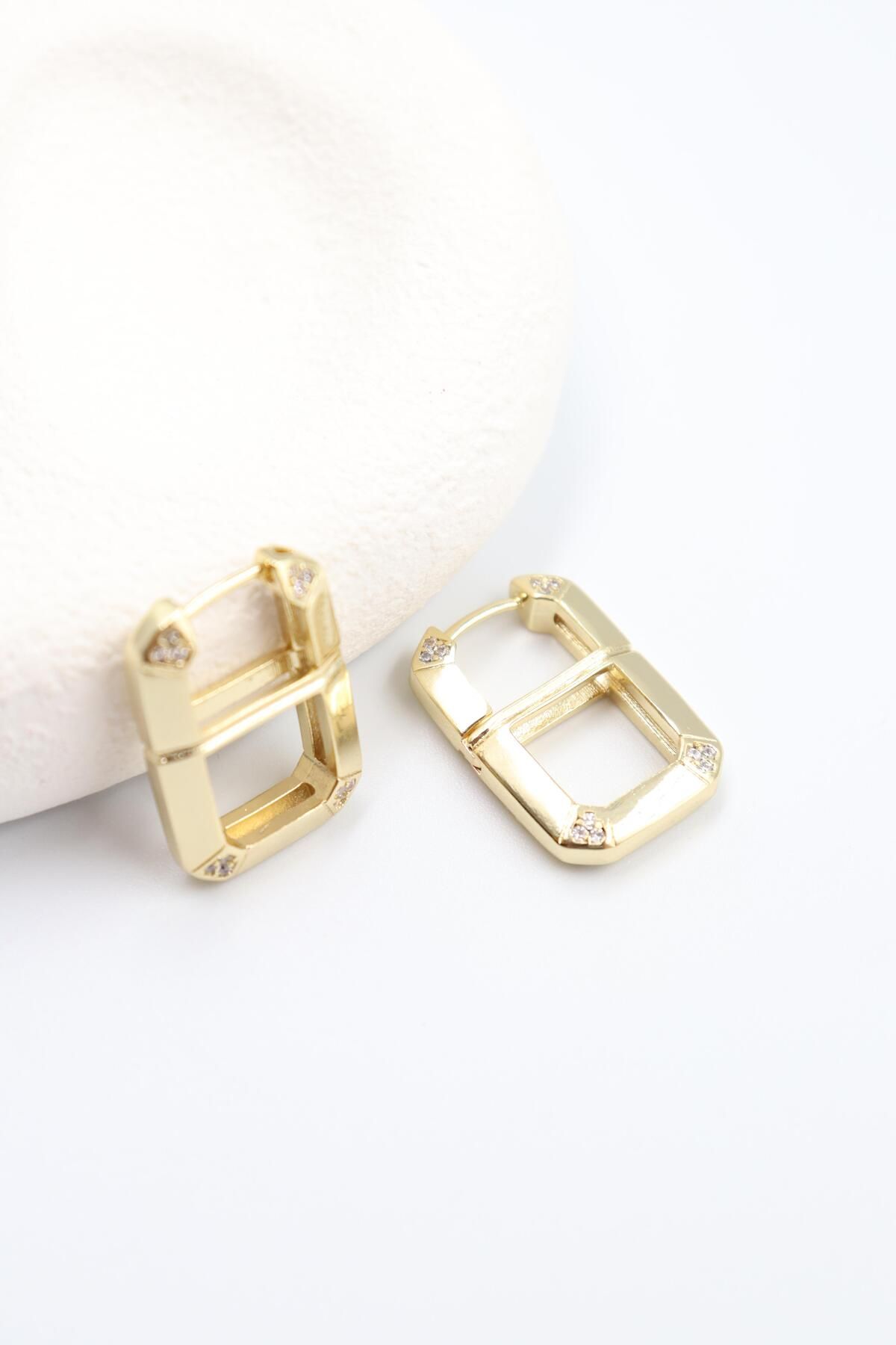 BY CANSU ACCESSORİES Vittoria Gold Küpe (14k)