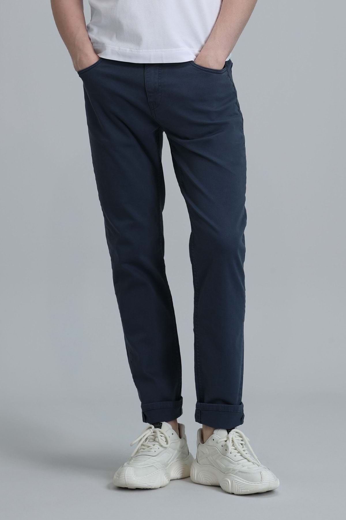 Kocamanlar Ayakkabı Lufian 111190320 Helt Spor 5 Cep Erkek Pantolon Slim Fit Erkek Kot Pantolon LACİVERT