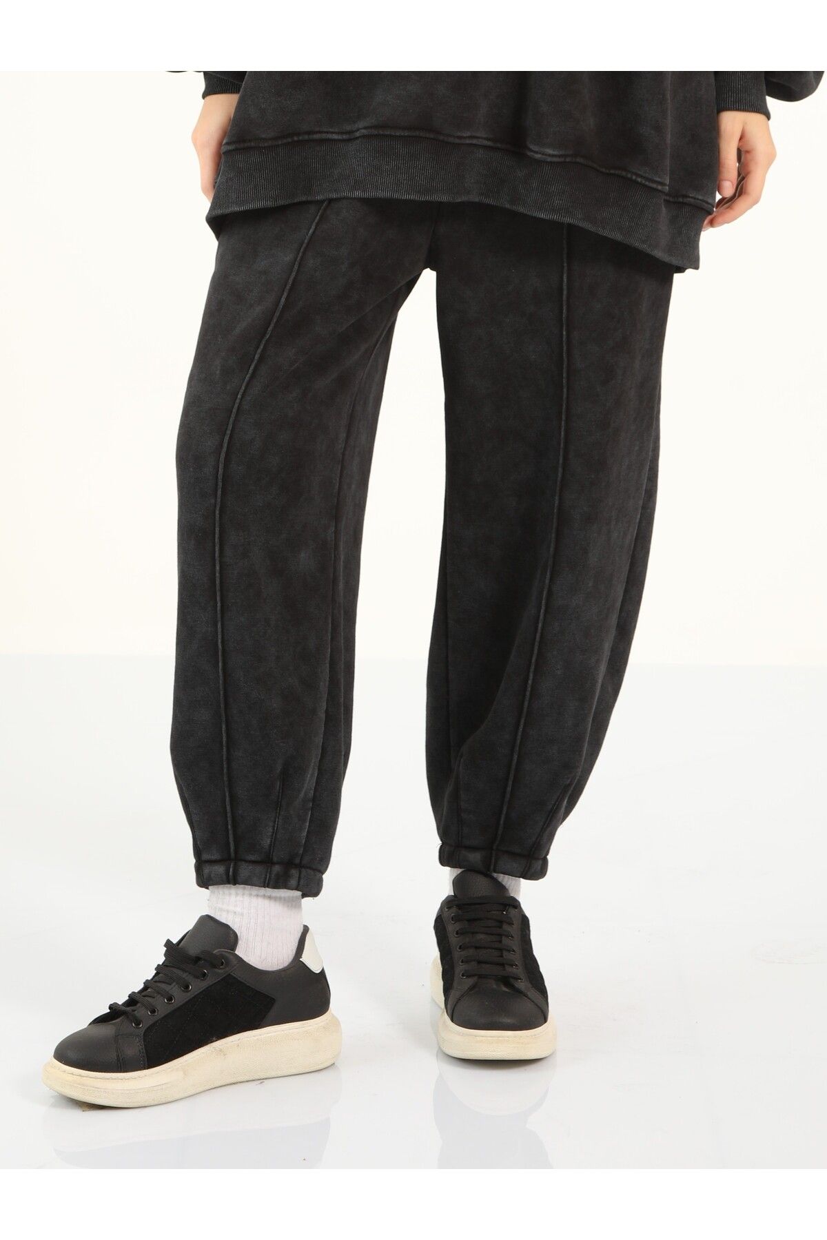 Suede Style 5379 - 3 İplik Soft Yıkamalı Rahat Salaş Kadın Eşofman Altı