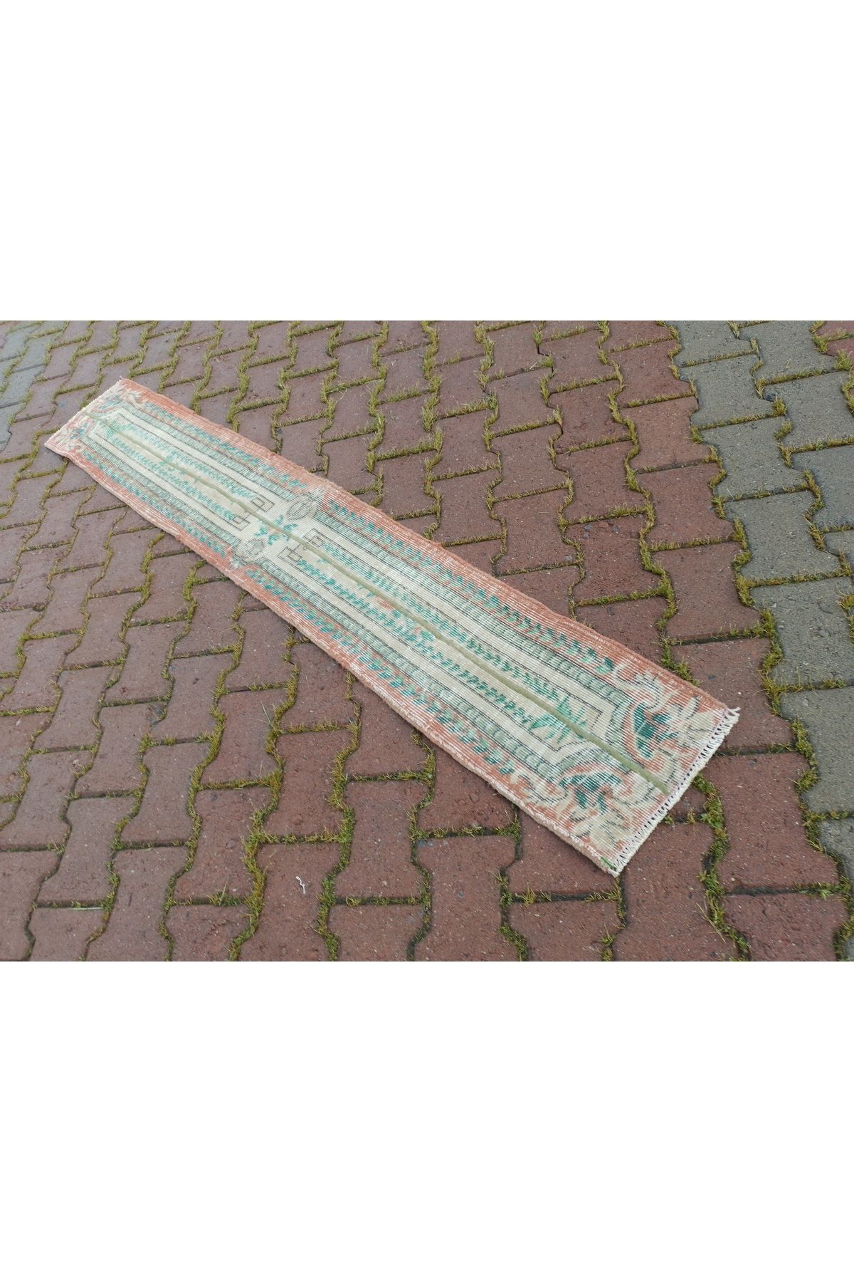 ŞAHMERDANOĞLU 33 x 206 Cm El Yapımı Vintec-Eskitme- Kısa-Dar Yolluk Halı, Lavabo Önüne Dekor v131
