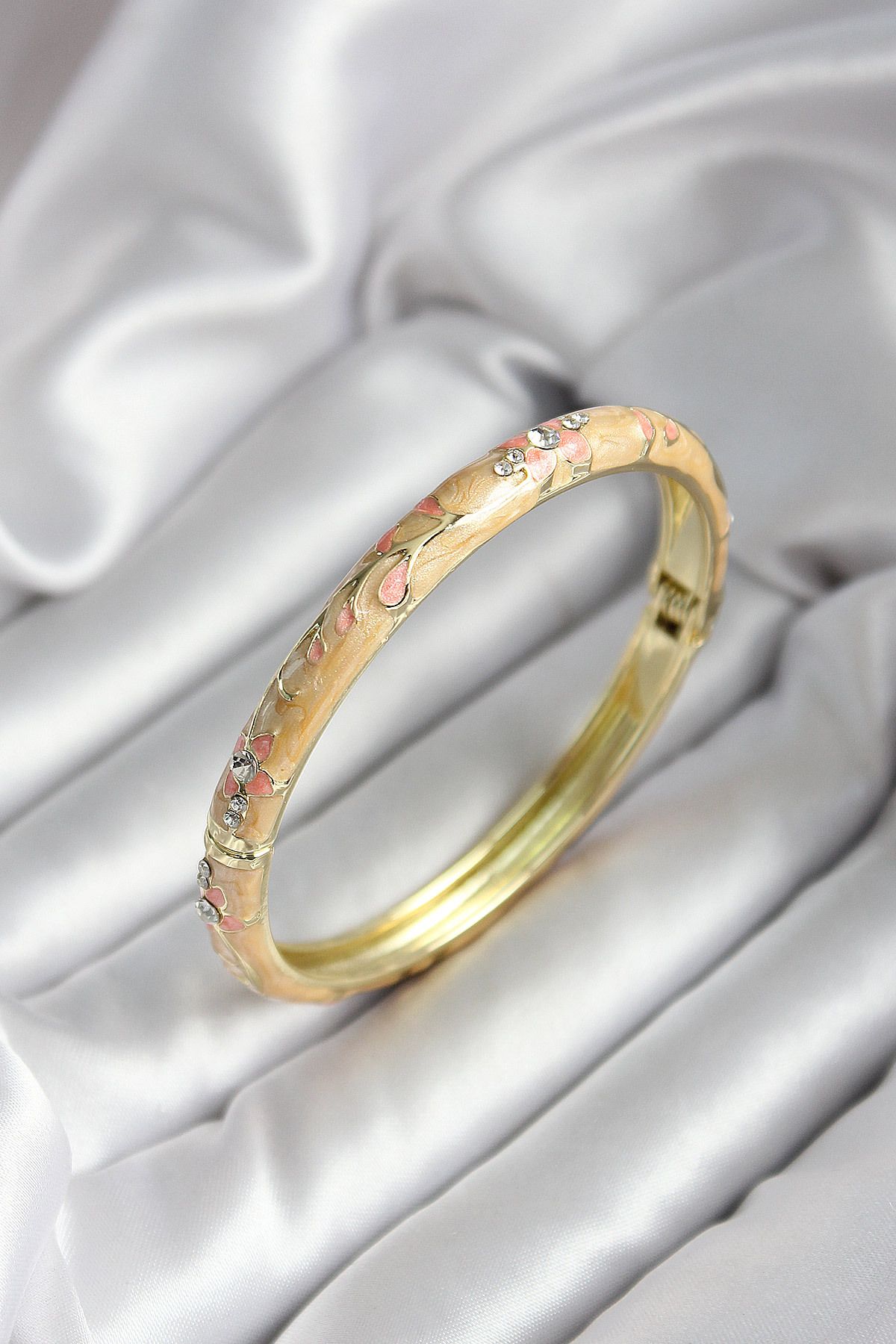 Goşenefmafe Mineli Pirinç Krem Çiçek Desenli Zirkon Taşlı Gold Renk Kadın Kelepçe (çap 60 mm)