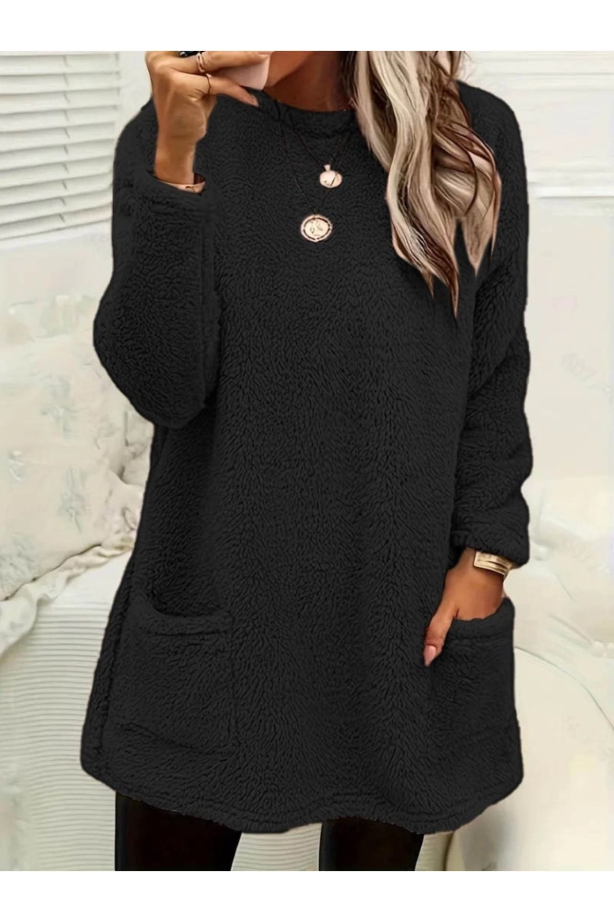 Butik Kadın Uzun Kollu Yuvarlak Yakalı Cepli Peluş Bluz