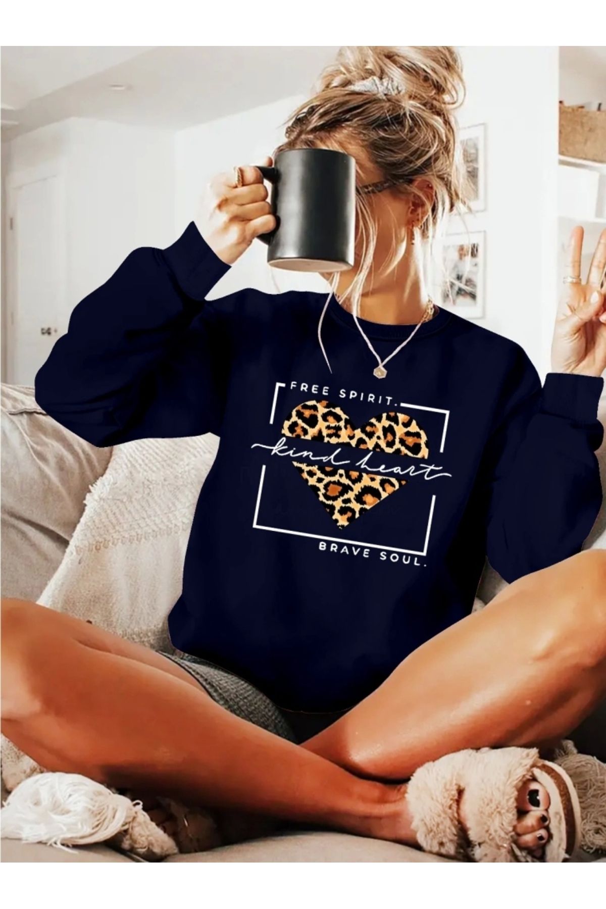 Butik Kadın Uzun Kollu Bisiklet Yaka Desenli Viskon Iki Iplik Bluz